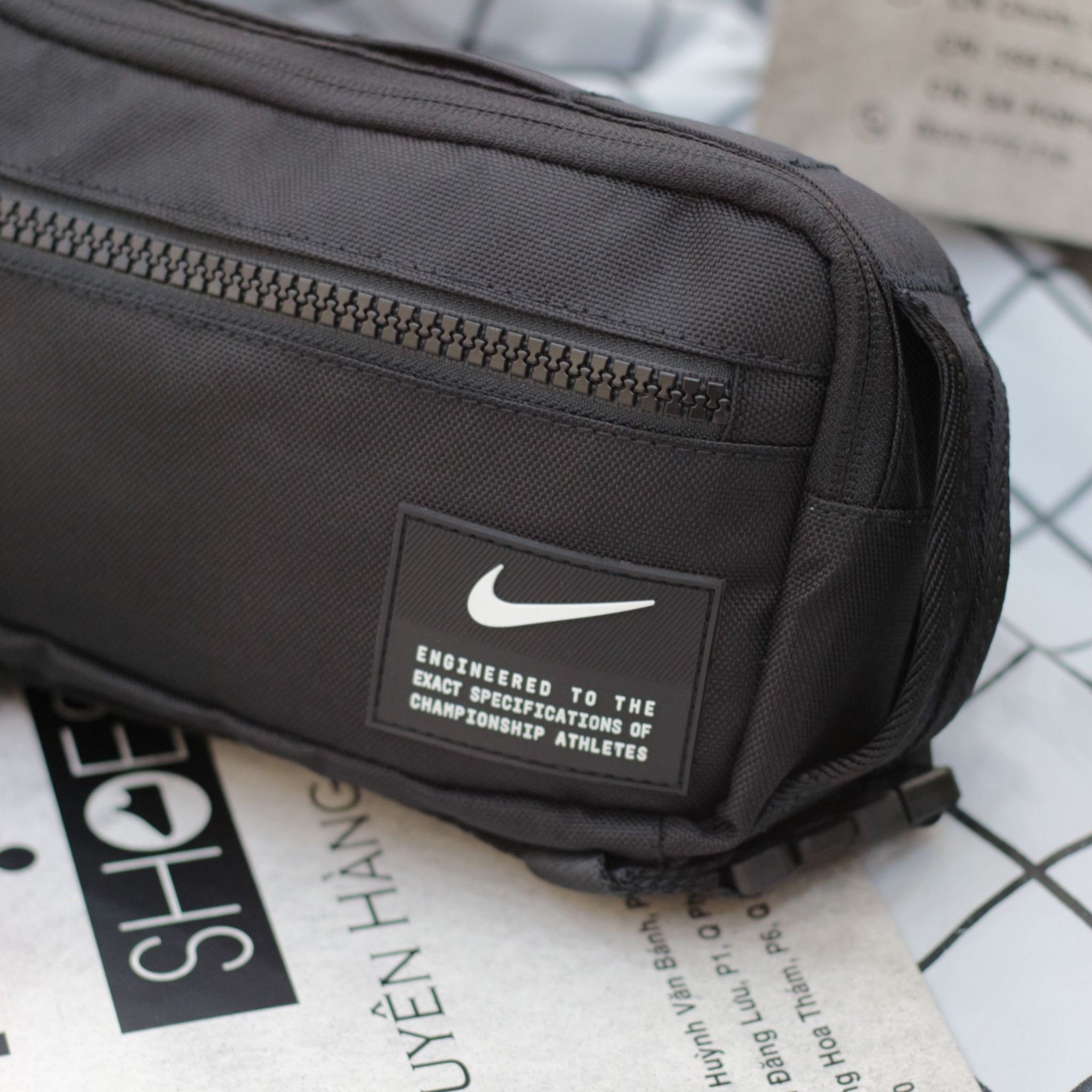 1608 - HÀNG CHÍNH HÃNG - TÚI NIKE UTILITY SPEED HIP PACK (2L) -