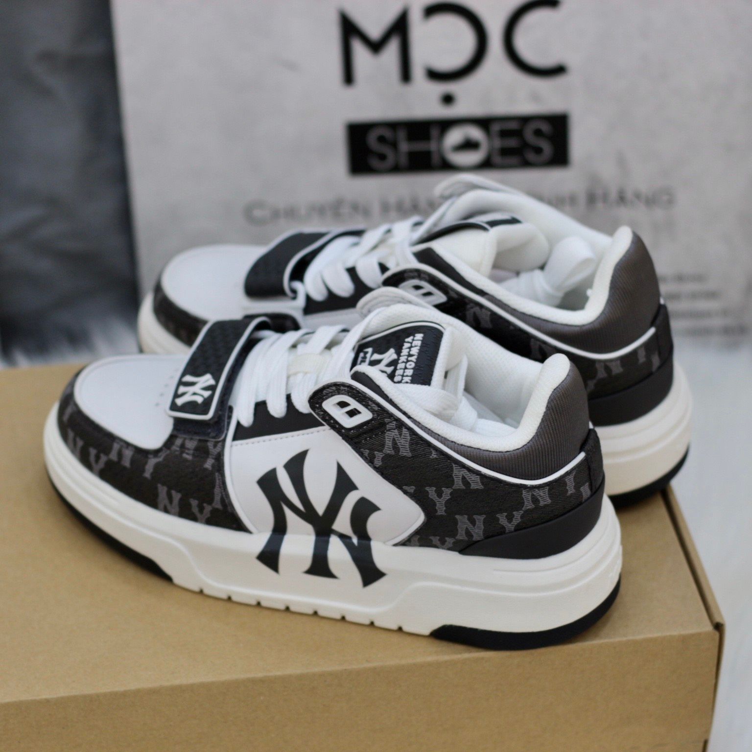 1629 - HÀNG CHÍNH HÃNG - GIÀY MLB CHUNKY LINER MID MONOGRAM NY YANKEES - ĐEN DENIM - CODE: 3ASXCDN3N-50BKS