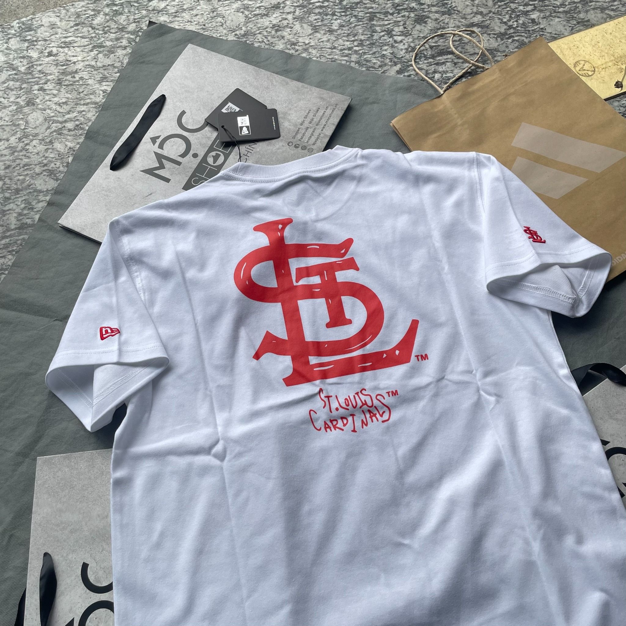 1632 - HÀNG CHÍNH HÃNG - ÁO THUN NEW ERA - ST.LOUIS - TRẮNG - CODE: 13702560