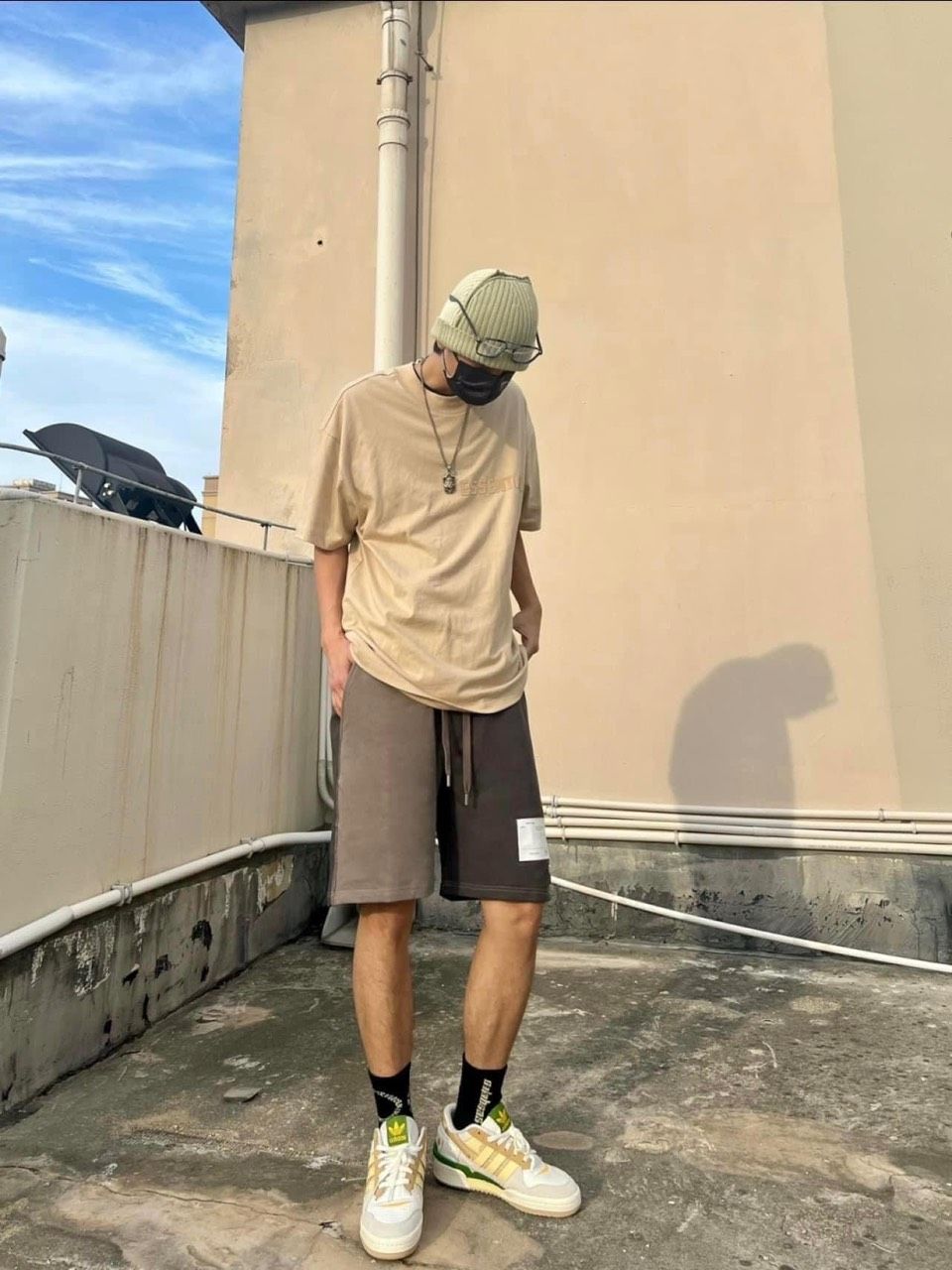 1665 - HÀNG CHÍNH HÃNG - ÁO THUN TEE ESSENTIAL FOG SS23 SAND TEE - *BE CÁT* - SEASON 23