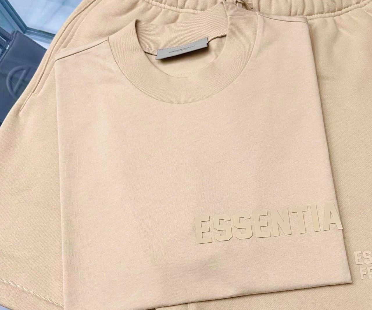 1665 - HÀNG CHÍNH HÃNG - ÁO THUN TEE ESSENTIAL FOG SS23 SAND TEE - *BE CÁT* - SEASON 23