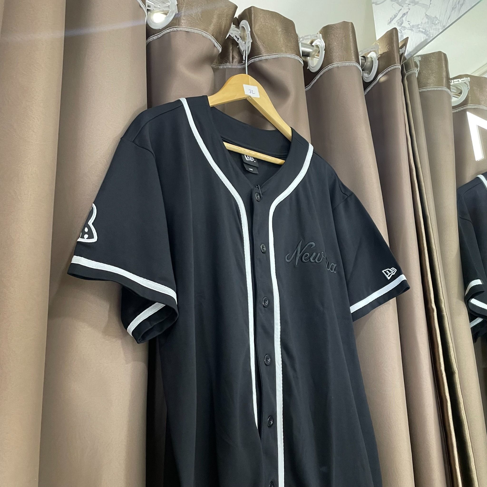 1465 - HÀNG CHÍNH HÃNG - ÁO NEW ERA ICONS BLACK JERSEY - ĐEN - CODE: 13334764