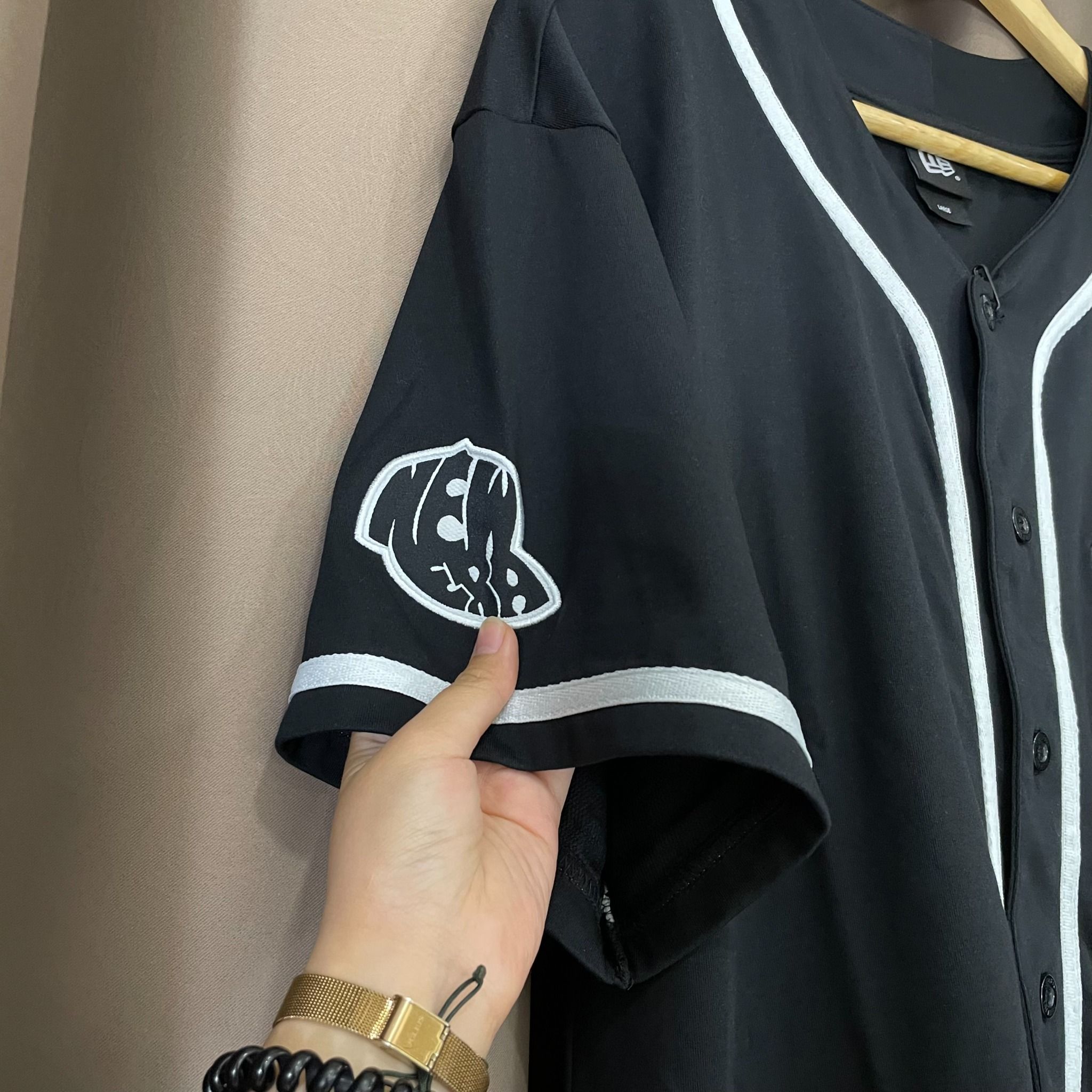 1465 - HÀNG CHÍNH HÃNG - ÁO NEW ERA ICONS BLACK JERSEY - ĐEN - CODE: 13334764