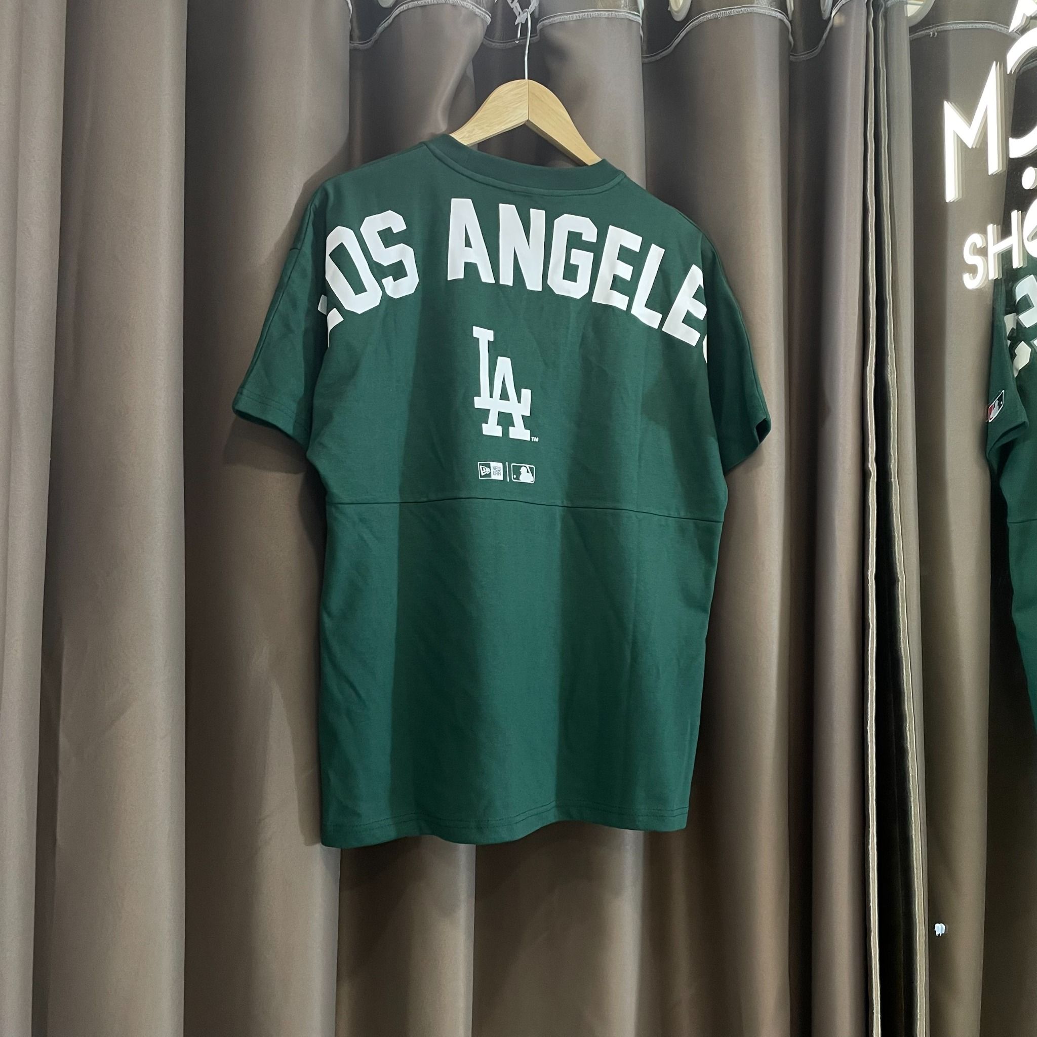 1630 - HÀNG CHÍNH HÃNG - ÁO THUN NEW ERA APPAREL - LA GREEN - CODE: 13516732