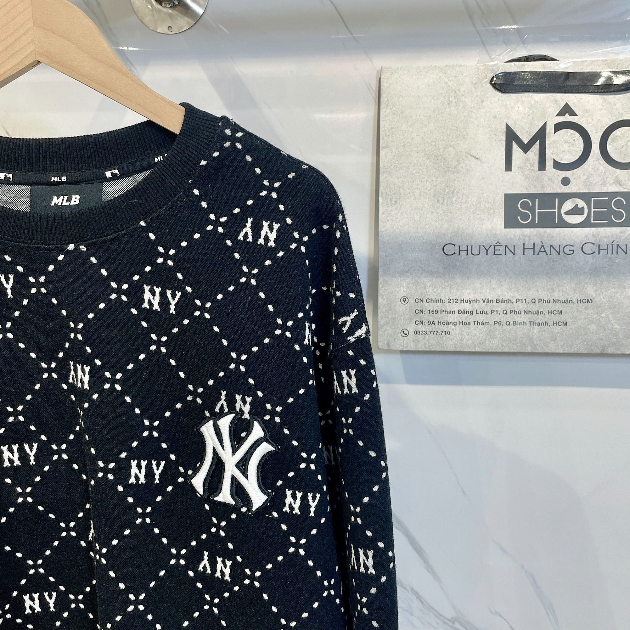1649 - HÀNG CHÍNH HÃNG - ÁO SWEATER MLB DIA MONOGRAM NEW YORK