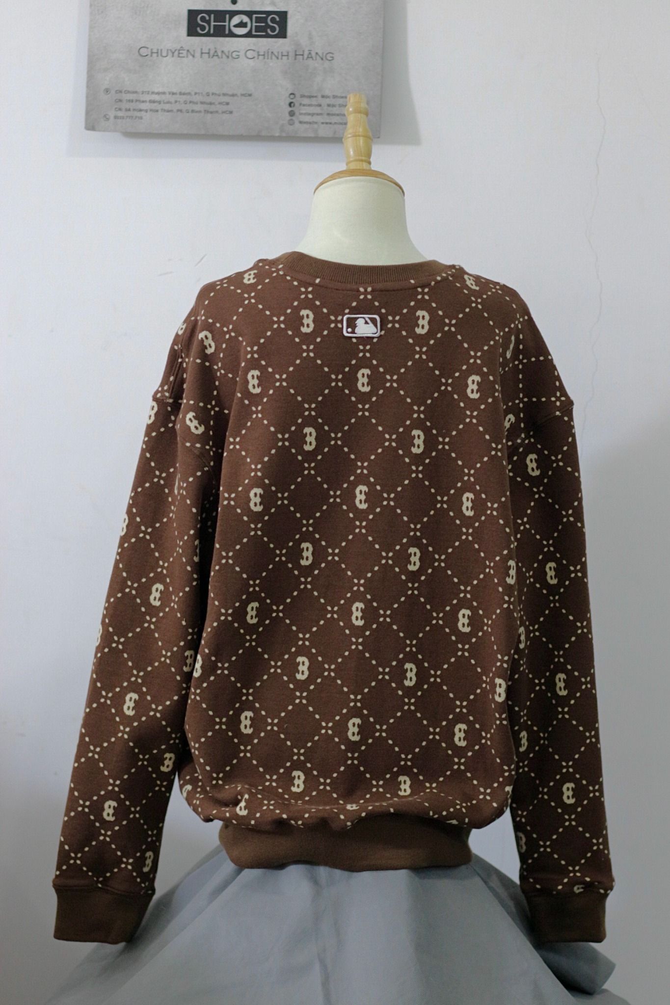 1648 - HÀNG CHÍNH HÃNG - ÁO SWEATER MLB DIA MONOGRAM BOSTON
