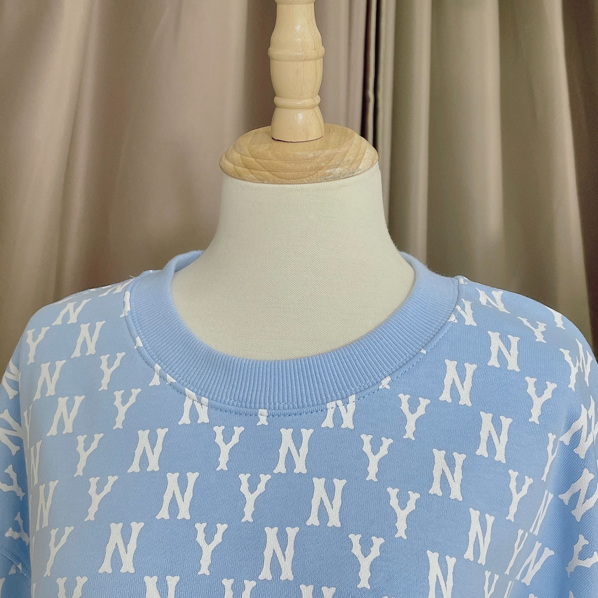 1662 - HÀNG CHÍNH HÃNG - ÁO SWEATER MLB MONOGRAM ALLOVER OVERFIT SWEATSHIRT NEW YORK *NY BABYBLUE* - CODE: 3AMTM0221-50BLL