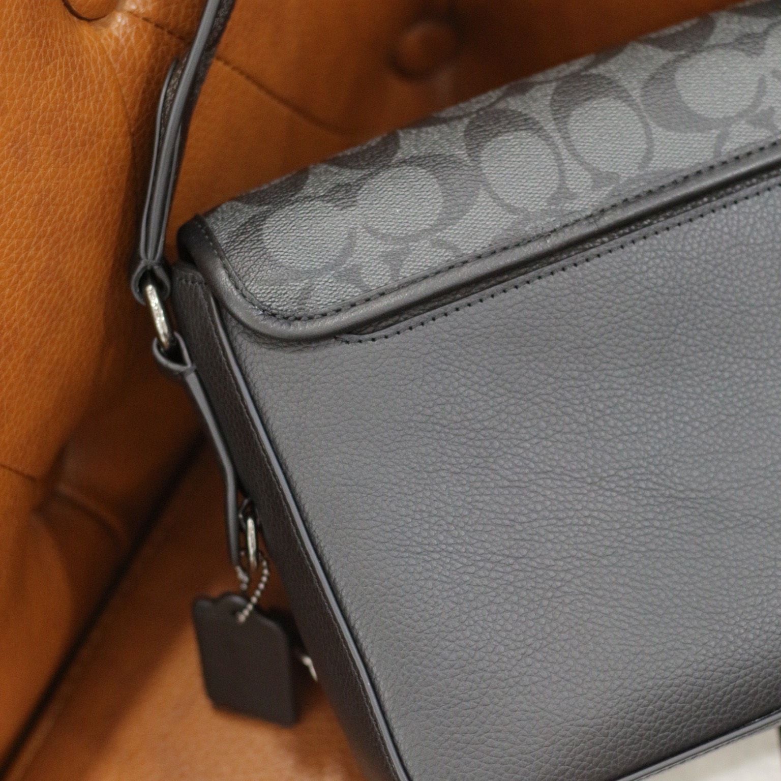 1667 - HÀNG CHÍNH HÃNG - TÚI ĐEO CHÉO COACH SULLIVAN CROSSBODY IN SIGNATURE CANVAS (MÀU ĐEN XÁM) - CODE: C9870