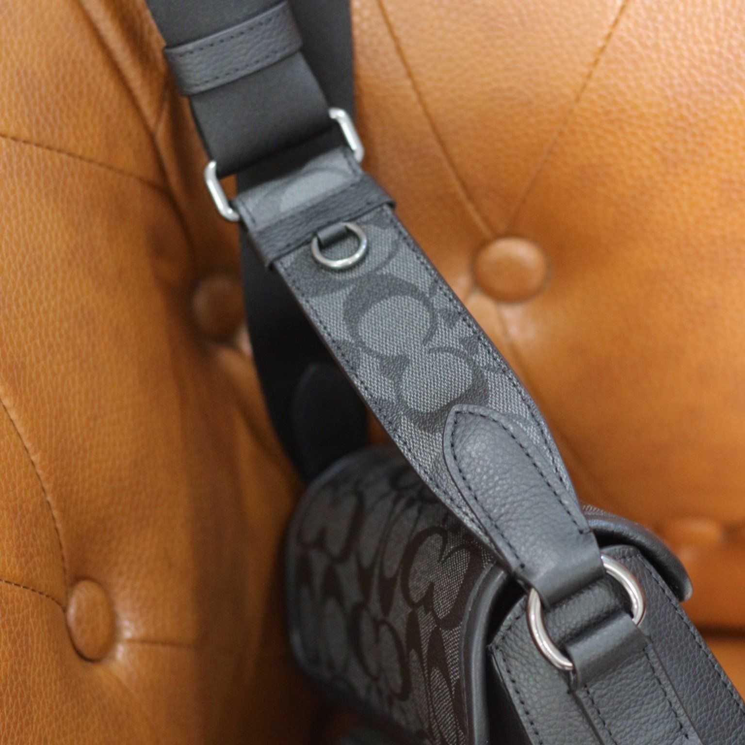 1667 - HÀNG CHÍNH HÃNG - TÚI ĐEO CHÉO COACH SULLIVAN CROSSBODY IN SIGNATURE CANVAS (MÀU ĐEN XÁM) - CODE: C9870