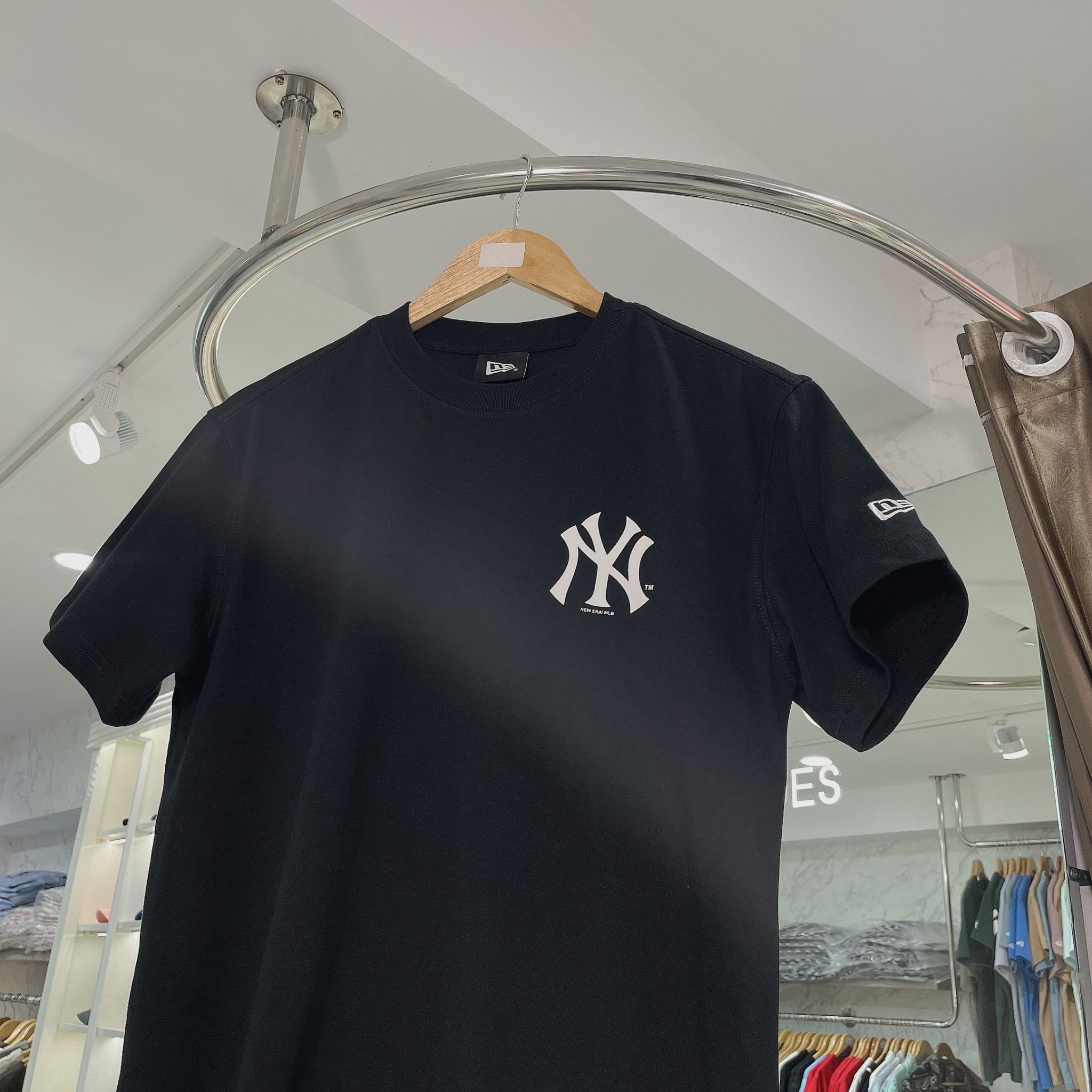 1666 - HÀNG CHÍNH HÃNG - ÁO THUN NEW ERA - NY NẰM NGHIÊNG - CODE: 13958468
