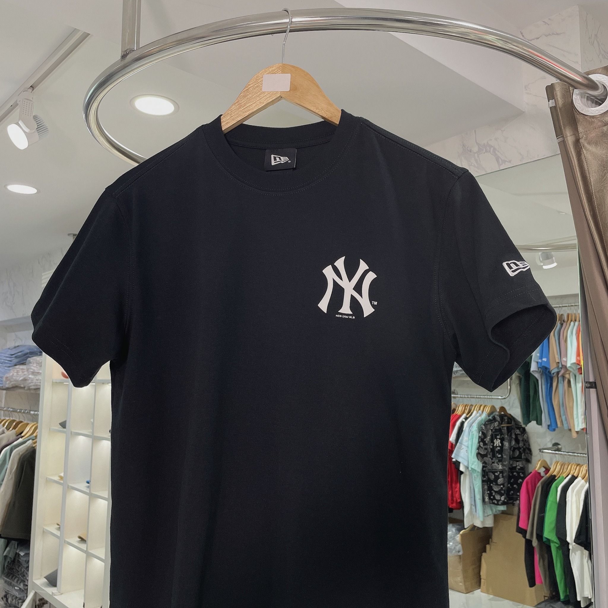 1666 - HÀNG CHÍNH HÃNG - ÁO THUN NEW ERA - NY NẰM NGHIÊNG - CODE: 13958468