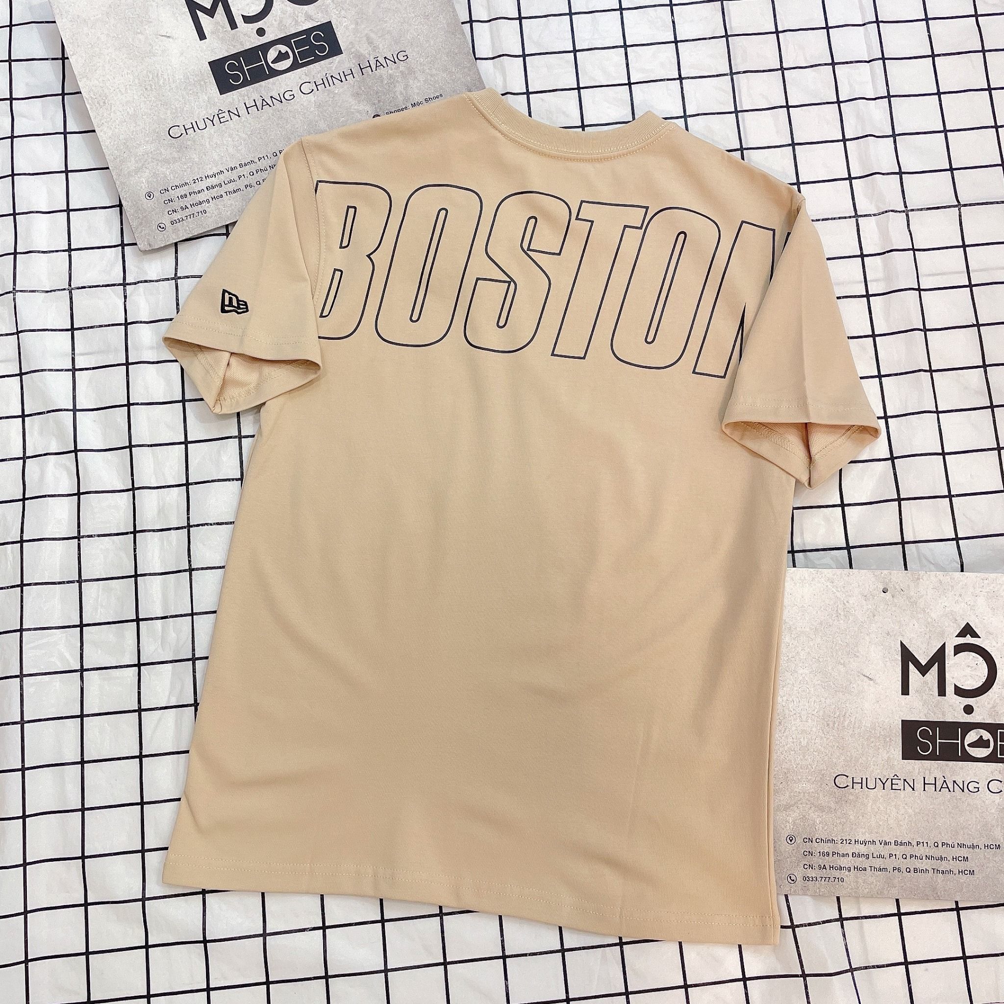 1704 - HÀNG CHÍNH HÃNG - ÁO THUN NEW ERA - BOSTON CHẠY NGANG - BROWN/NÂU - CODE: 12354973