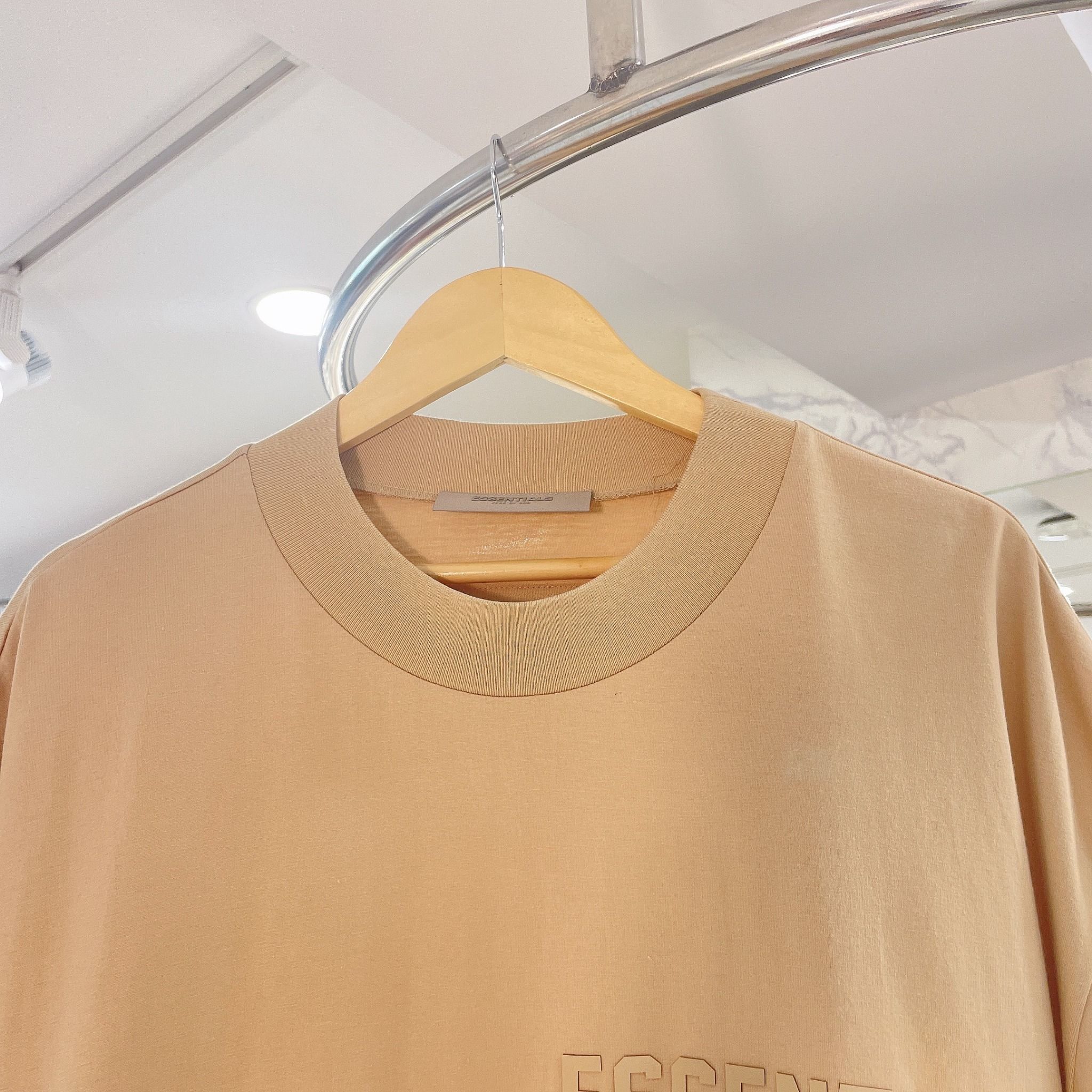 1665 - HÀNG CHÍNH HÃNG - ÁO THUN TEE ESSENTIAL FOG SS23 SAND TEE - *BE CÁT* - SEASON 23