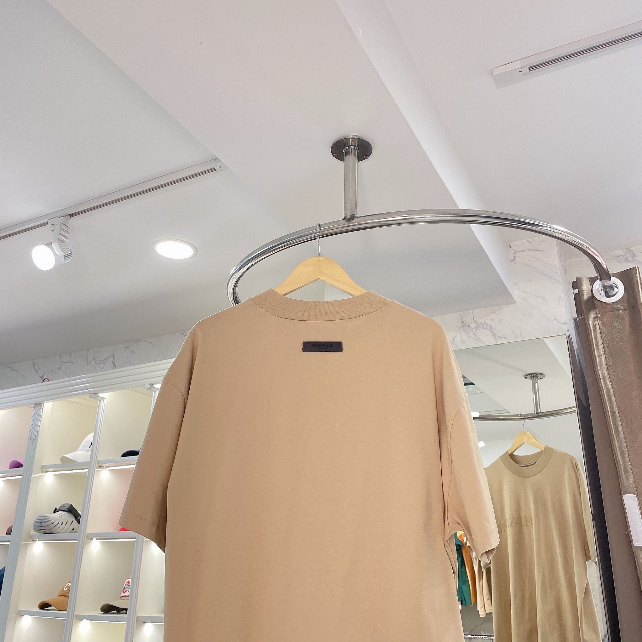 1665 - HÀNG CHÍNH HÃNG - ÁO THUN TEE ESSENTIAL FOG SS23 SAND TEE - *BE CÁT* - SEASON 23