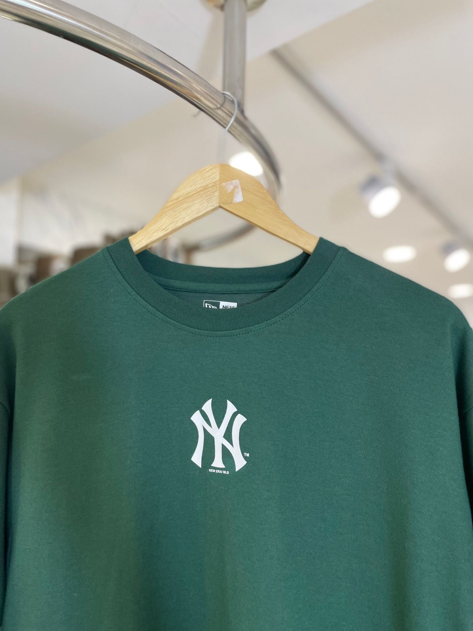  1688 - HÀNG CHÍNH HÃNG - ÁO THUN NEW ERA APPAREL - NY GREEN - CODE: 13516730 