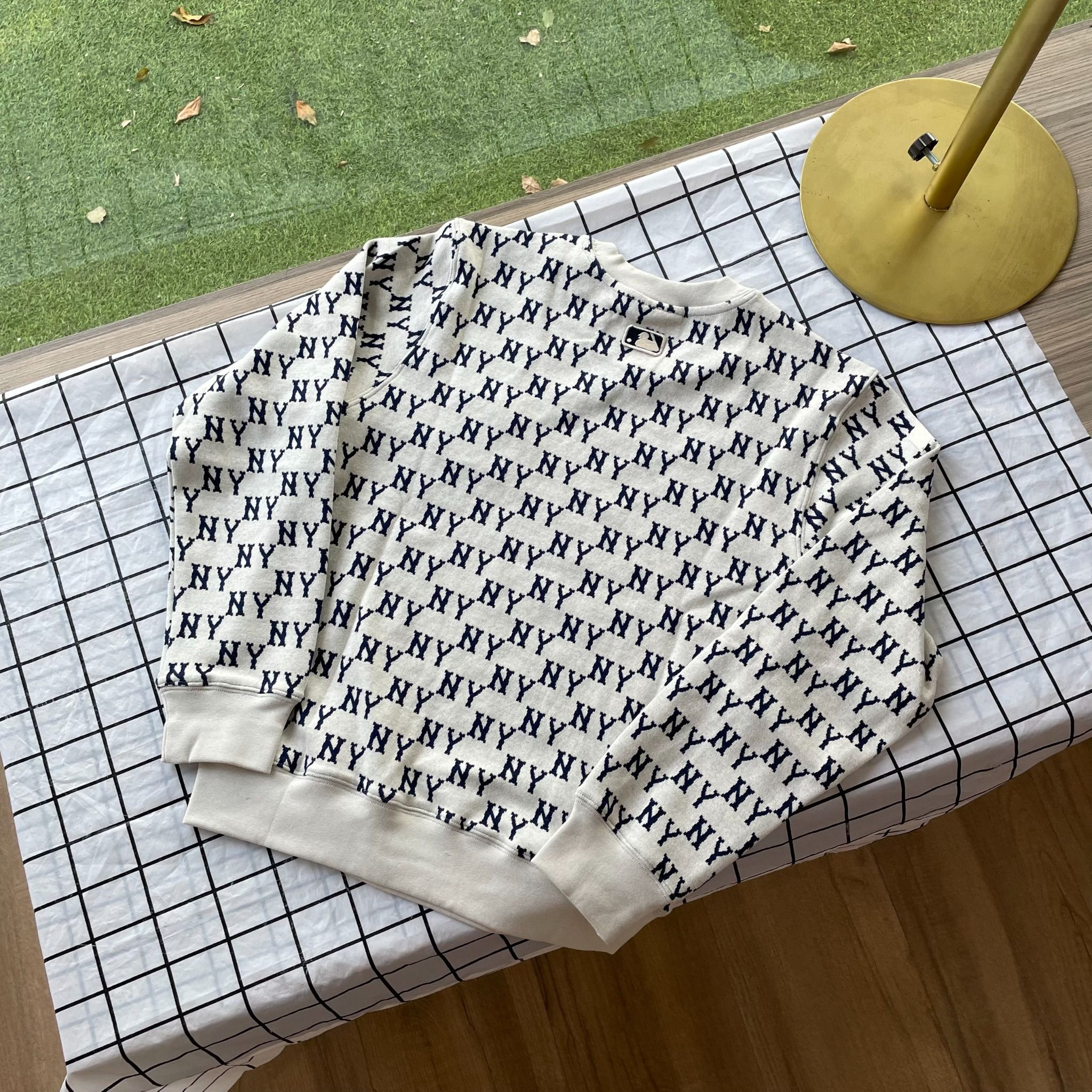 1793 - HÀNG CHÍNH HÃNG - ÁO SWEATER MLB DÍCH DẮC - XÁM LÔNG CHUỘT