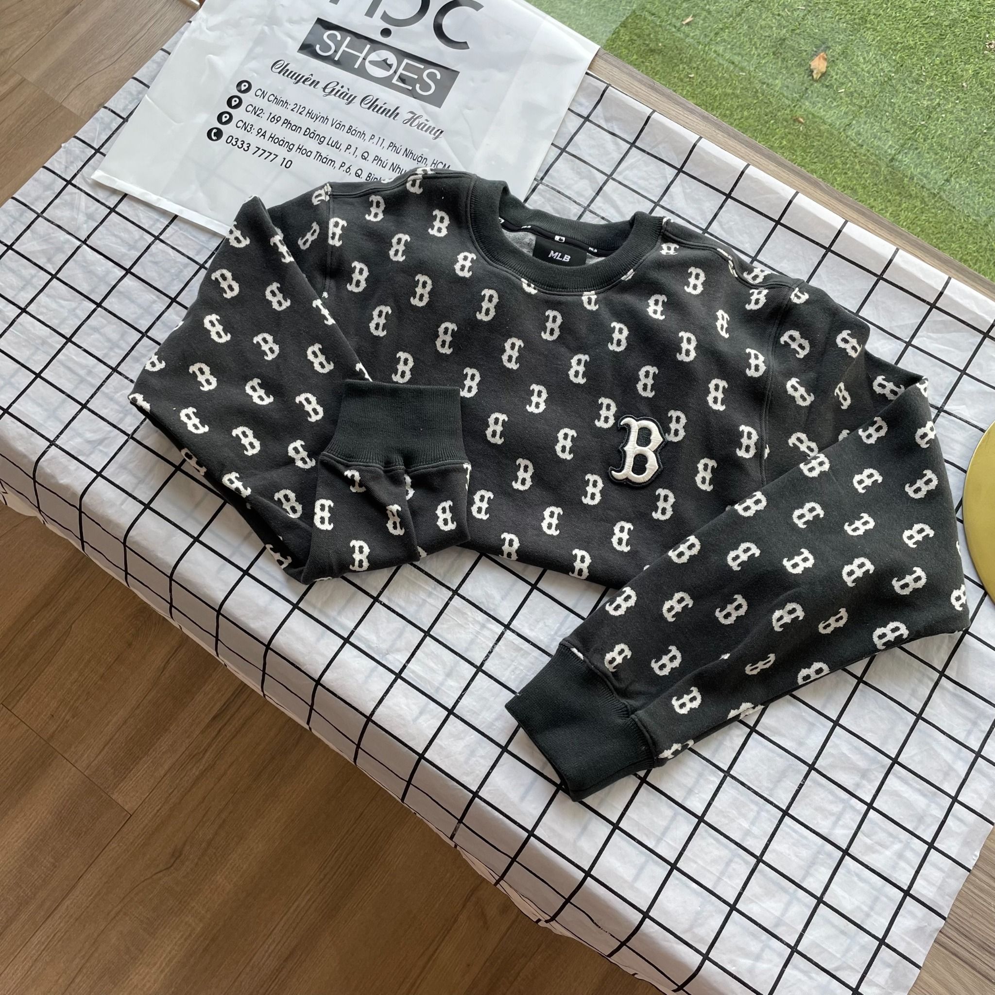 1794 - HÀNG CHÍNH HÃNG - ÁO SWEATER MLB DÍCH DẮC - XÁM ĐEN