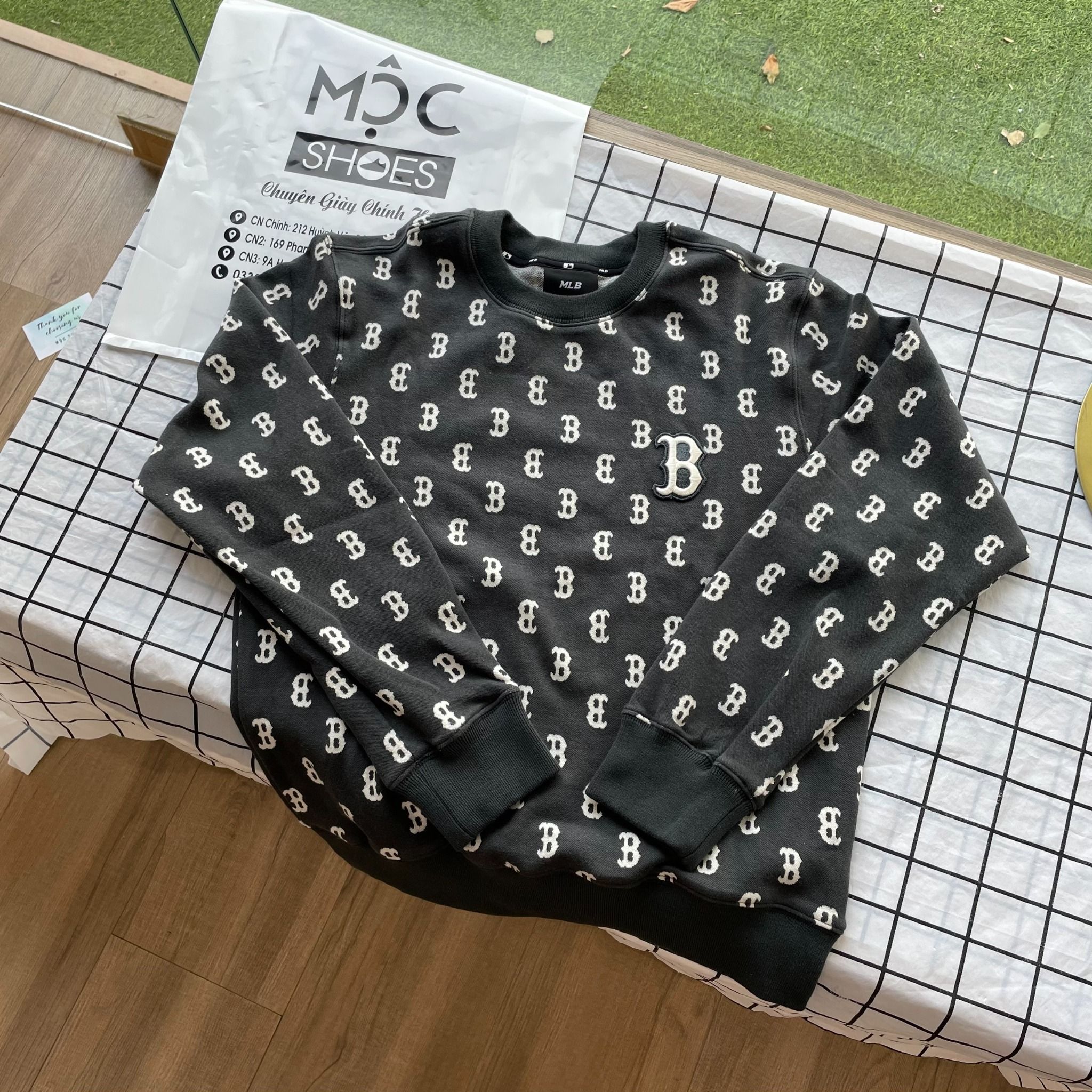 1794 - HÀNG CHÍNH HÃNG - ÁO SWEATER MLB DÍCH DẮC - XÁM ĐEN