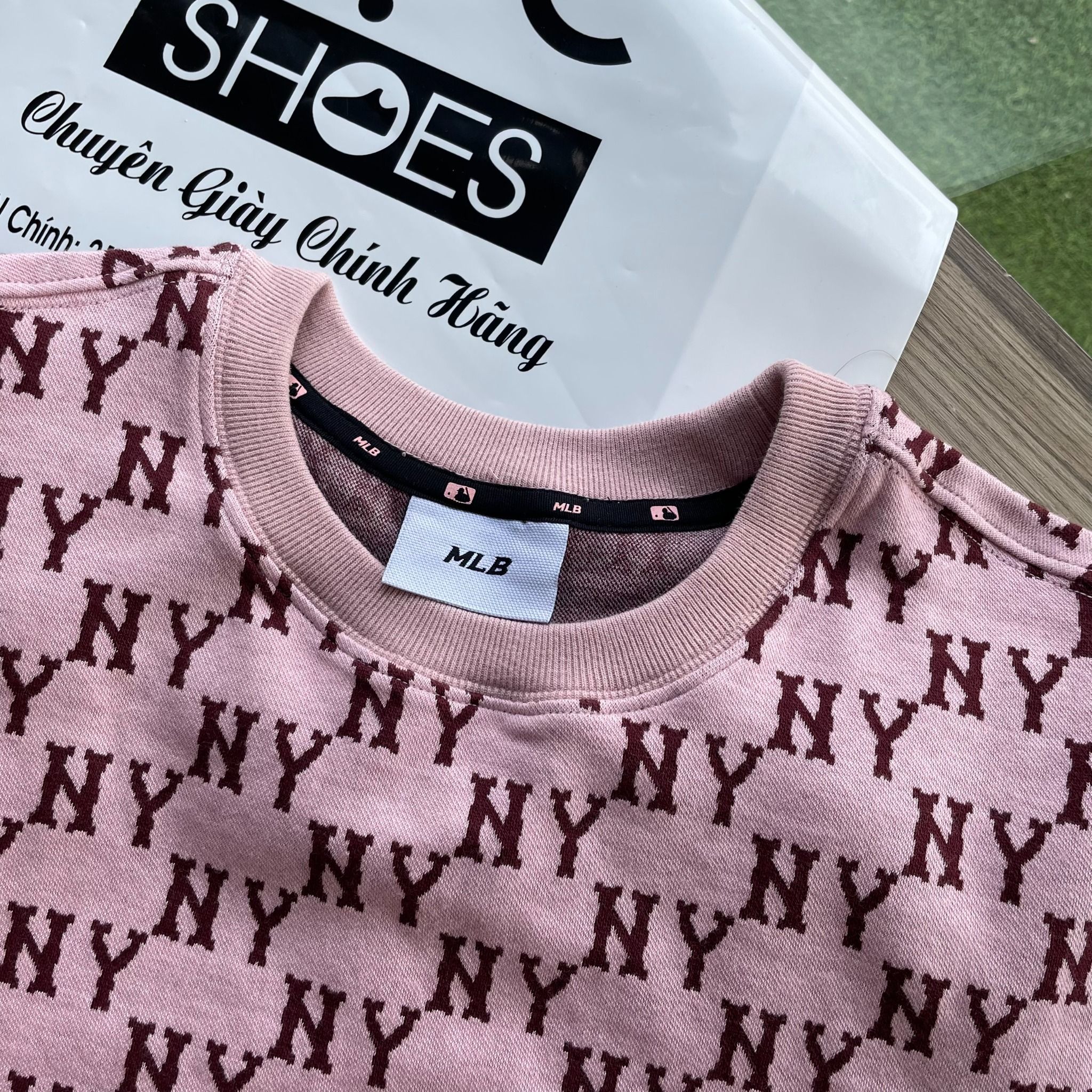 1795 - HÀNG CHÍNH HÃNG - ÁO SWEATER MLB DÍCH DẮC - HỒNG