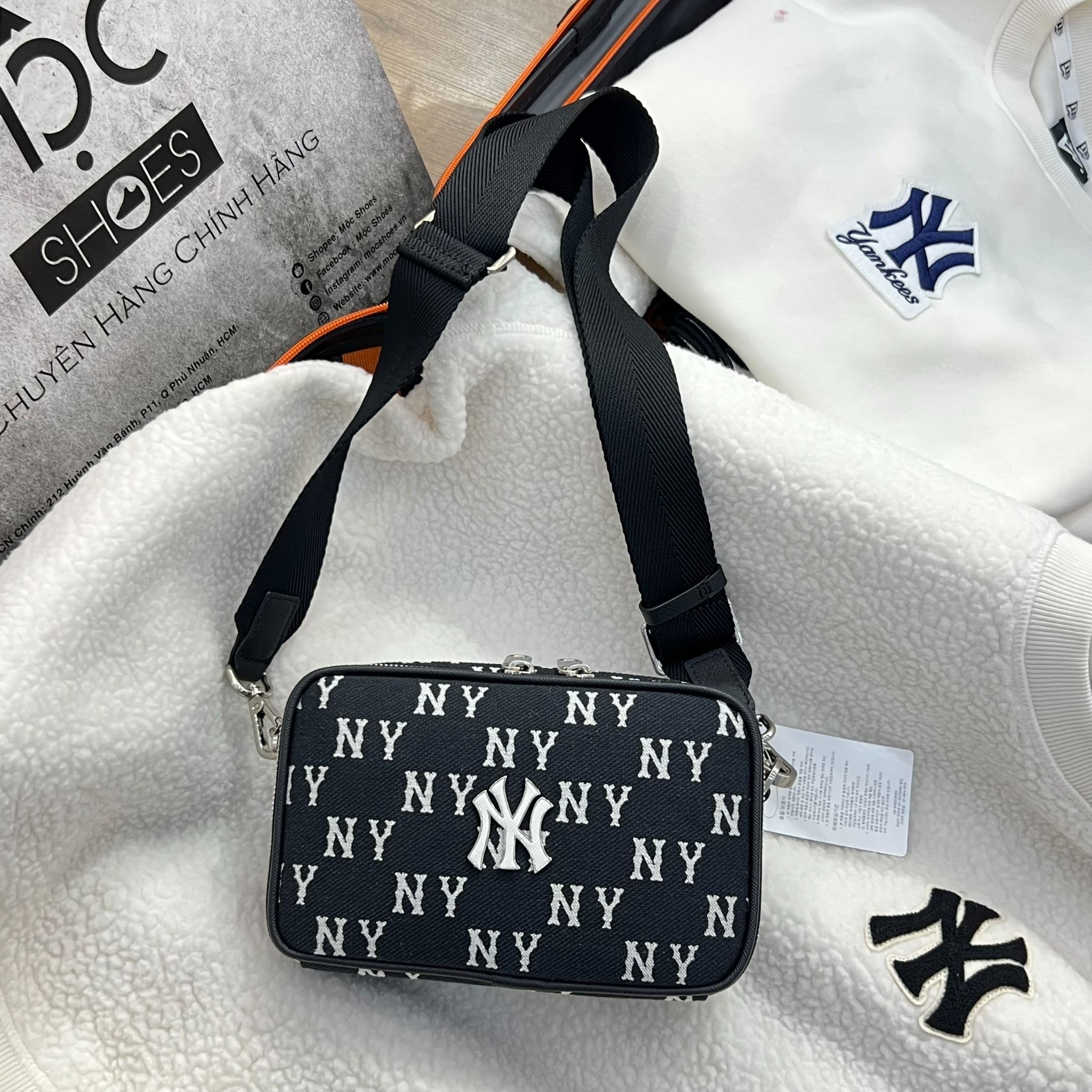 1993 - HÀNG CHÍNH HÃNG -Túi MLB Korea Monogram Jacquard Mini Cross Bag New York Yankees Black - CODE: 3ACRS014N-50BKS