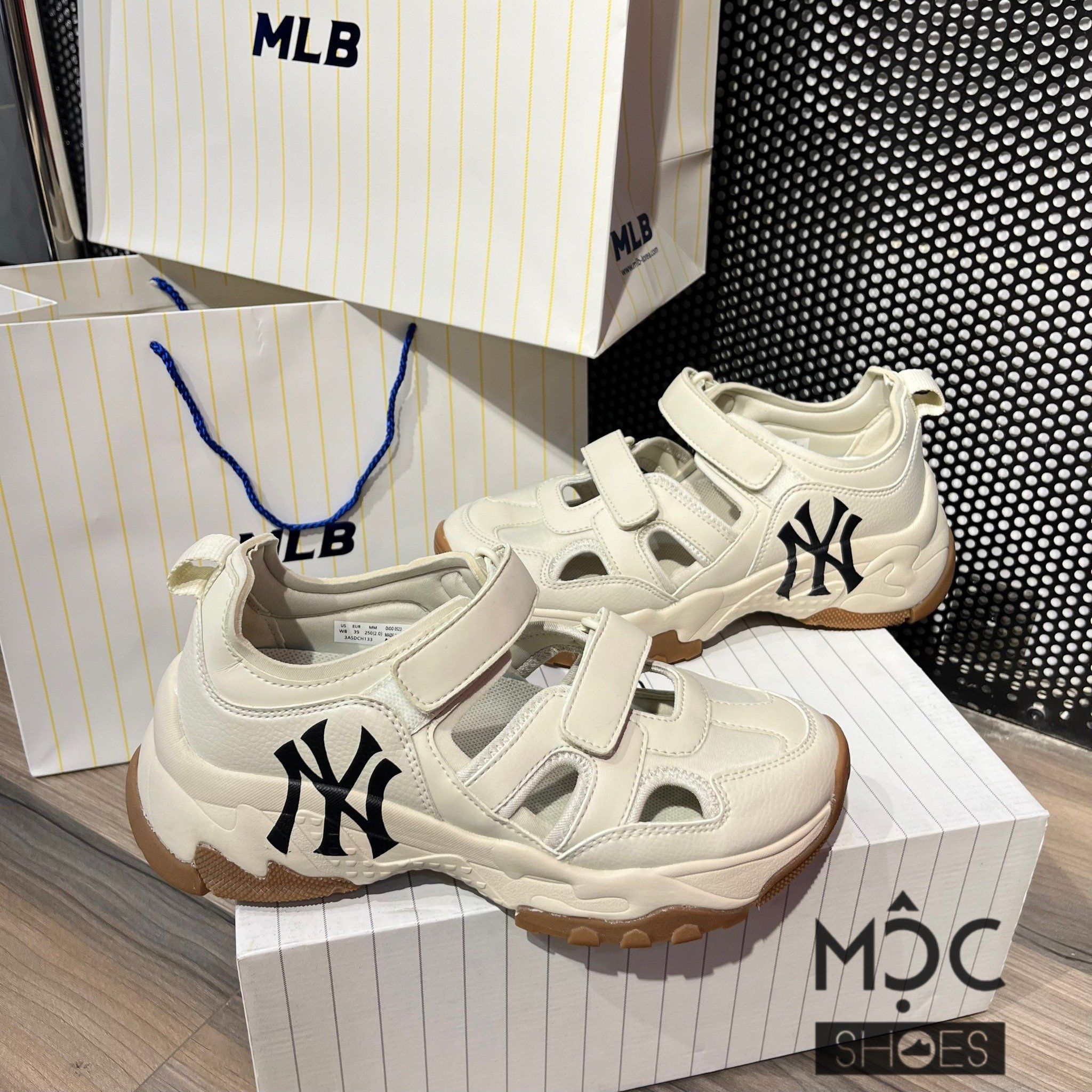 1995 - HÀNG CHÍNH HÃNG - GIÀY SANDAL - MLB Big Ball Chunky Mask NY GUM - Màu Kem - Code: ASDCH133-50CRS