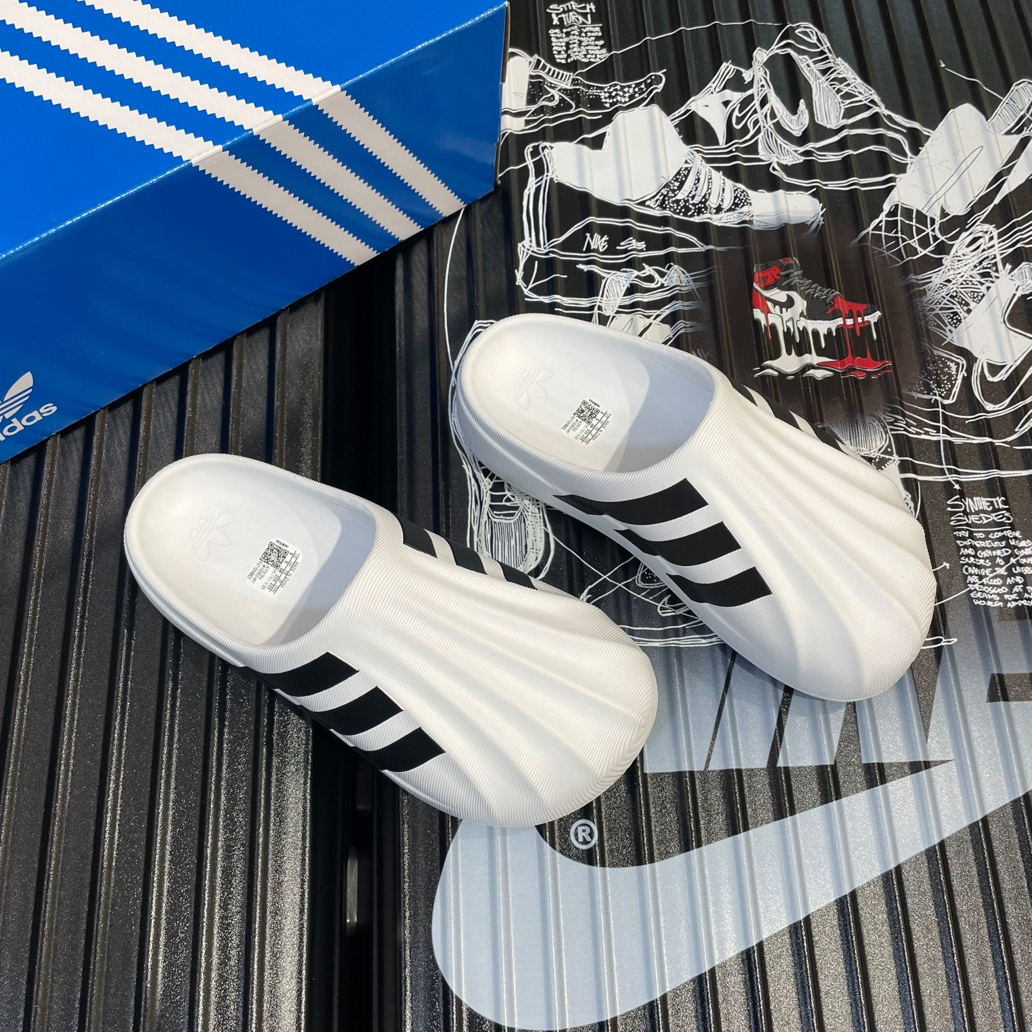  2014 - HÀNG CHÍNH HÃNG - Giày Adidas adiFOM Superstar Mule [TRẮNG SỌC ĐEN] - Code: IF6184 