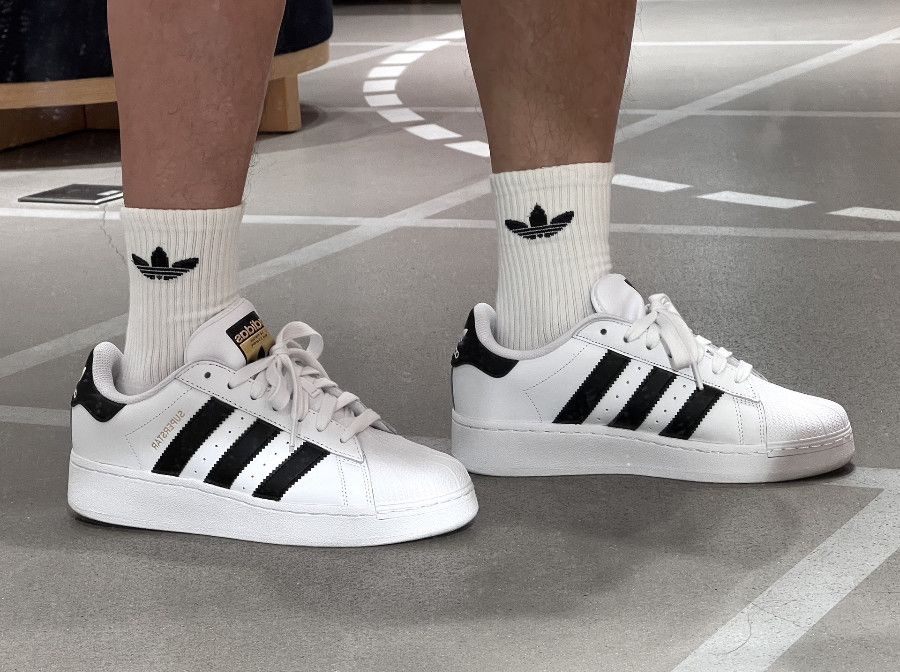 2029 - HÀNG CHÍNH HÃNG - GIÀY ADIDAS SUPERSTAR XLG - *WHITE/GOLD LOGO* - Code: IF9995