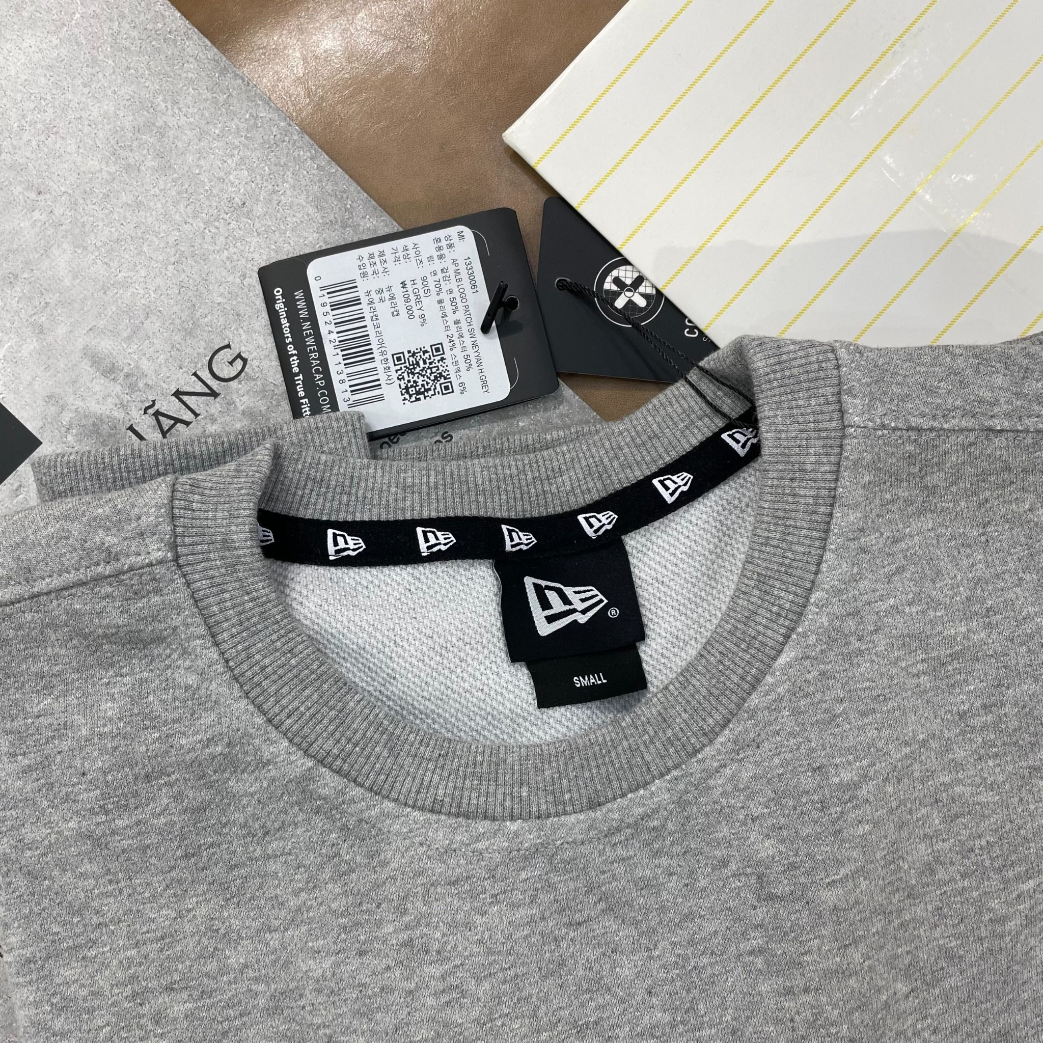 2019 - HÀNG CHÍNH HÃNG - ÁO SWEATER NEW ERA - NEW YORK YANKEES BIG LOGO