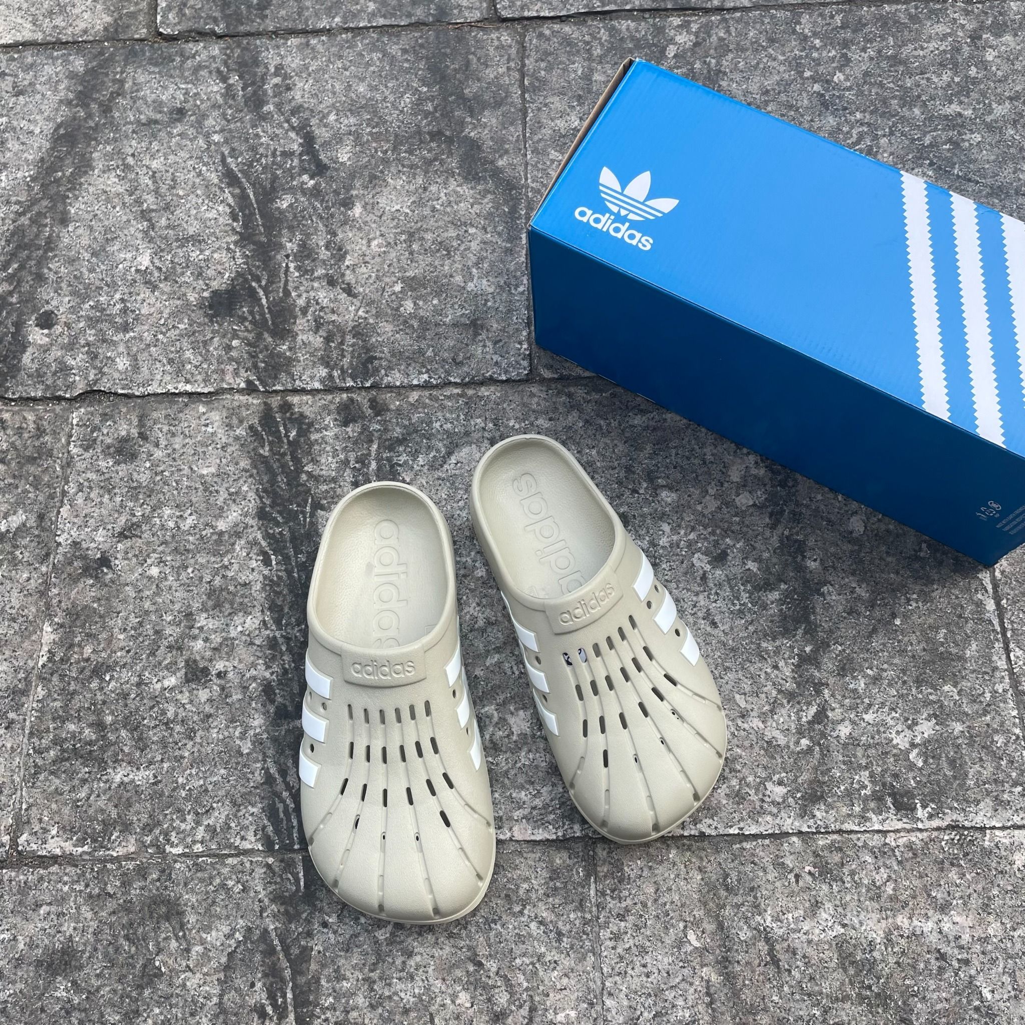 2041 - HÀNG CHÍNH HÃNG - Dép ADIDAS - ADILETTE CLOGS ( RỌ ) - *BE/KEM* - CODE: GZ5886