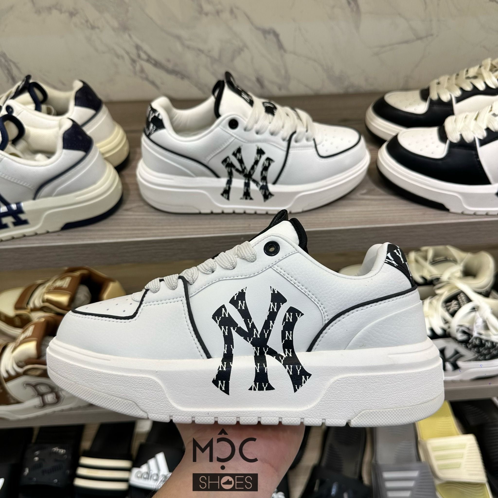 2045 - HÀNG CHÍNH HÃNG - GIÀY MLB CHUNKY LINER DIA MONOGRAM NY New York - 'White Black' - Code : 3ASXCLR3N-50WHS