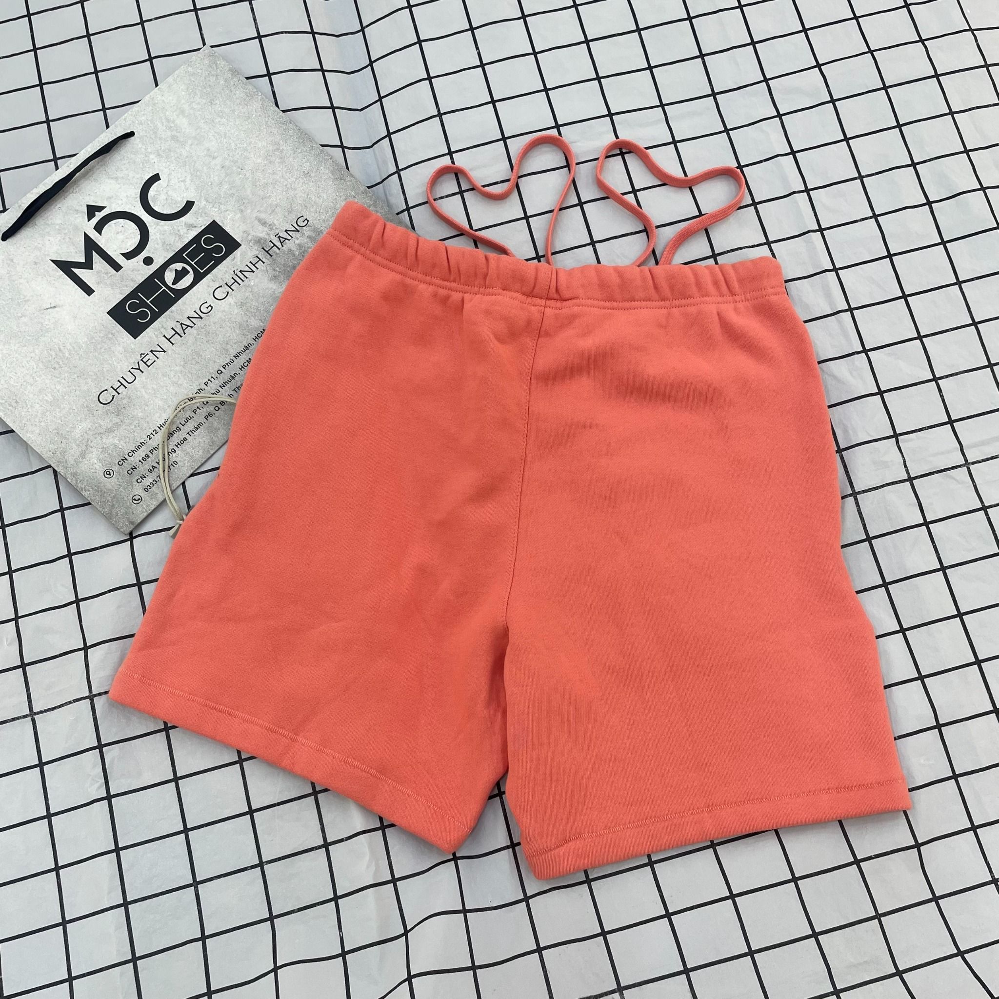  2062 - HÀNG CHÍNH HÃNG - QUẦN ĐÙI SHORT FEAR OF GOD ESSENTIAL SS22 MÀU HỒNG - *CORAL* 