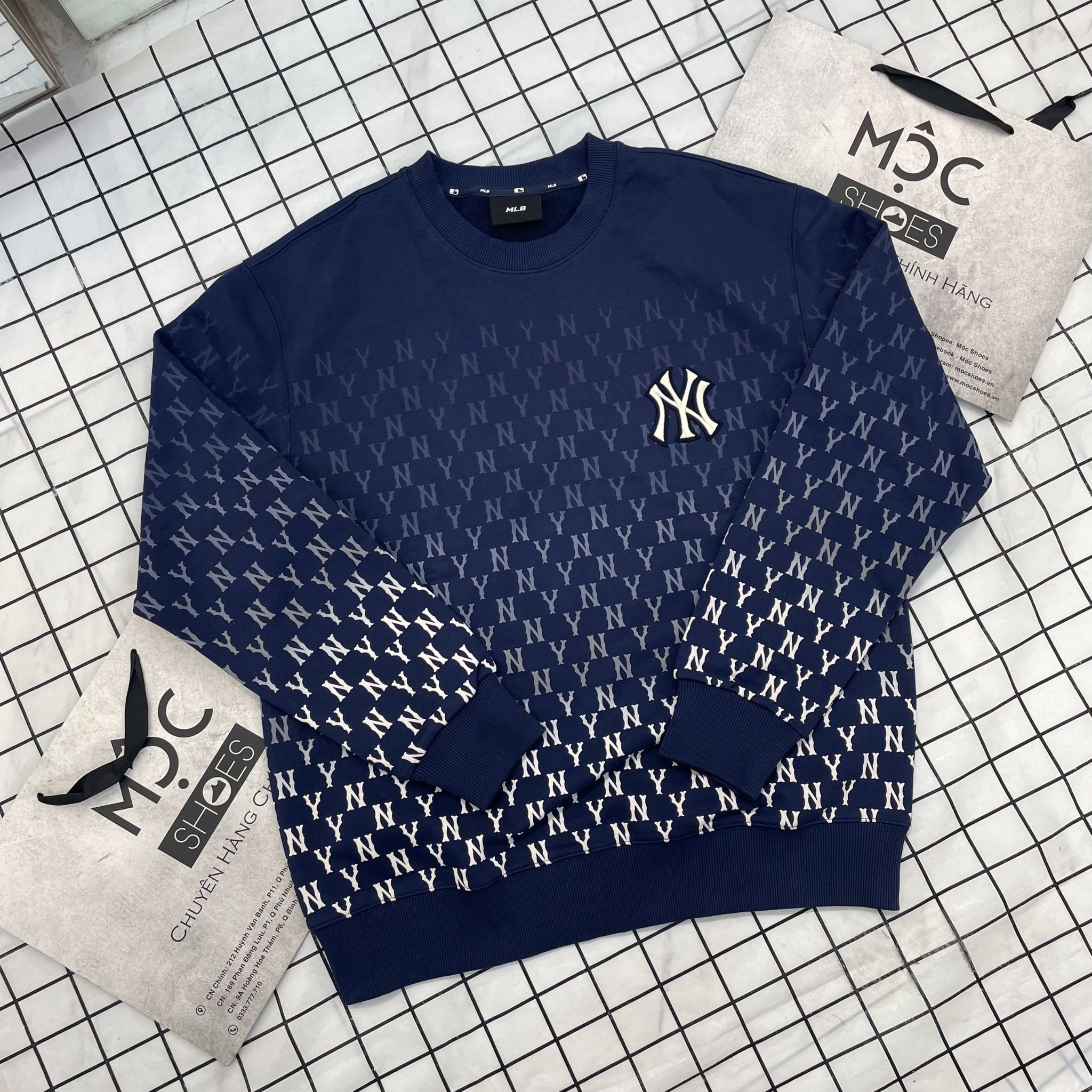 2069 - HÀNG CHÍNH HÃNG - ÁO SWEATER MLB MONOGRAM NEWYORK YANKEES NAVY