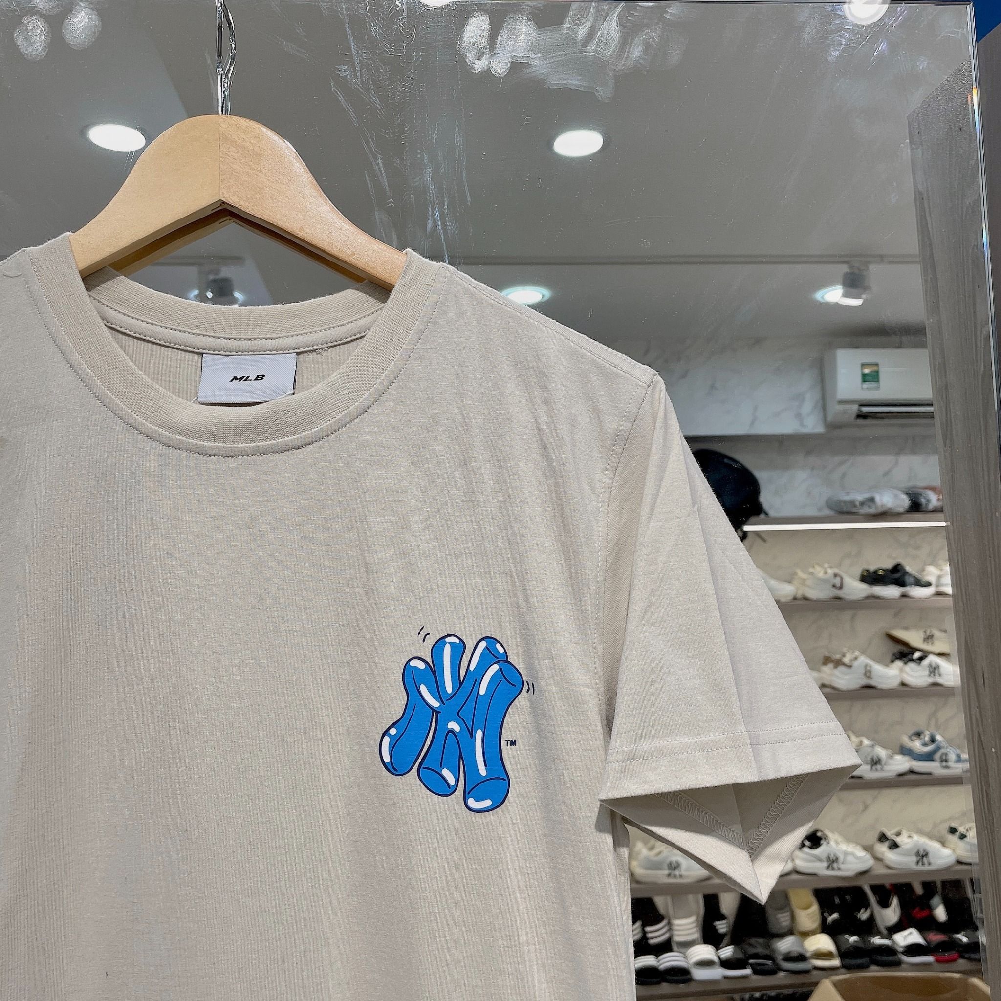2071 - HÀNG CHÍNH HÃNG - ÁO THUN MLB - LIKE BE - LOGO XANH