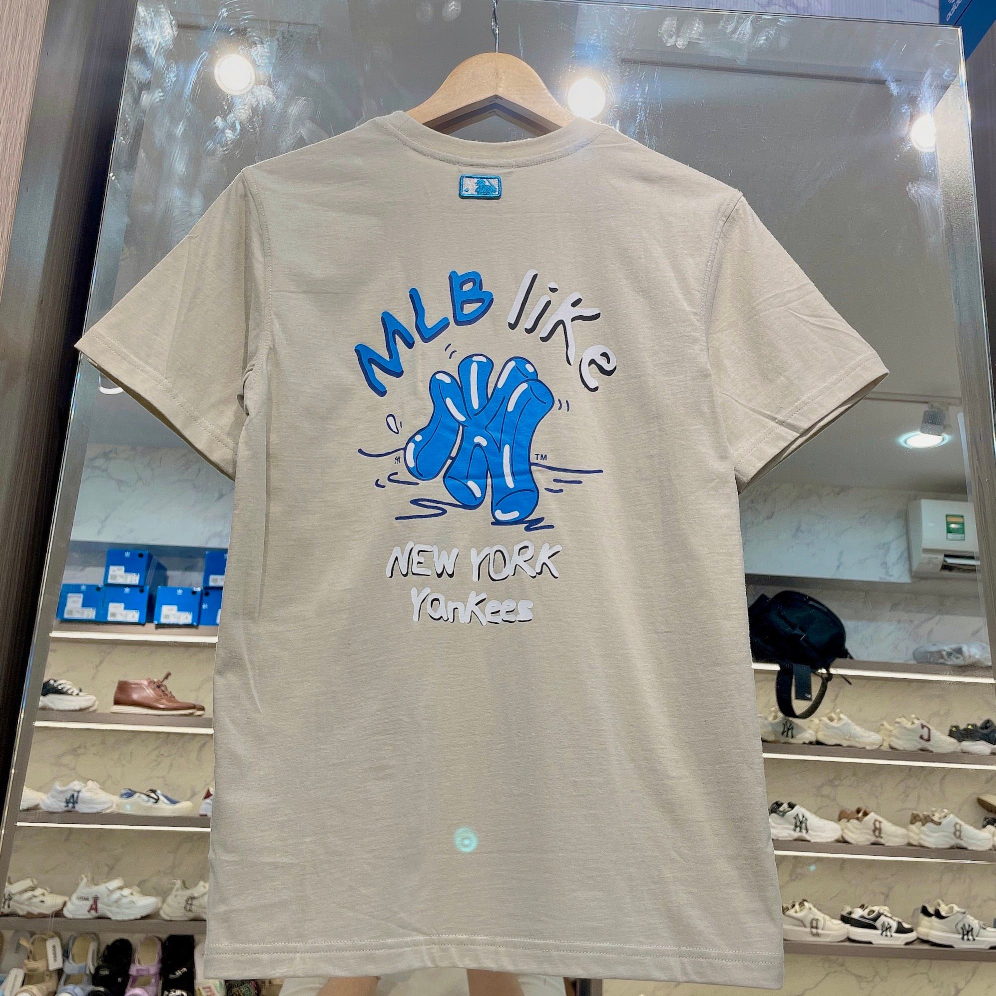 2071 - HÀNG CHÍNH HÃNG - ÁO THUN MLB - LIKE BE - LOGO XANH