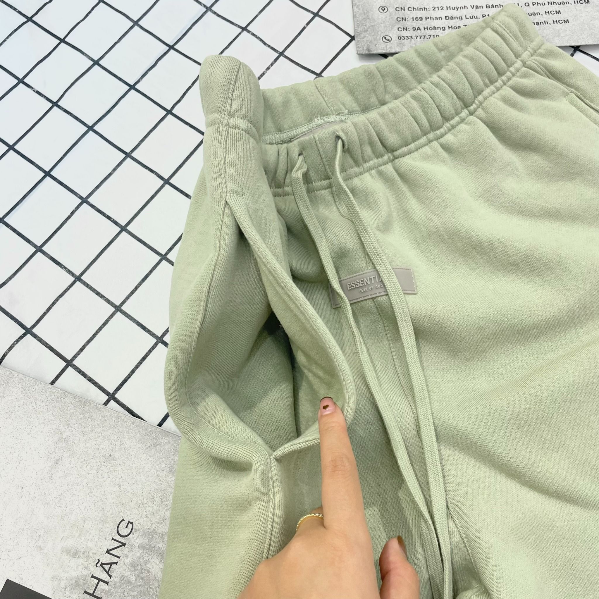2061 - HÀNG CHÍNH HÃNG - QUẦN ĐÙI SHORT FEAR OF GOD ESSENTIAL SS22 MÀU XANH BƠ - *SEAFOAM*