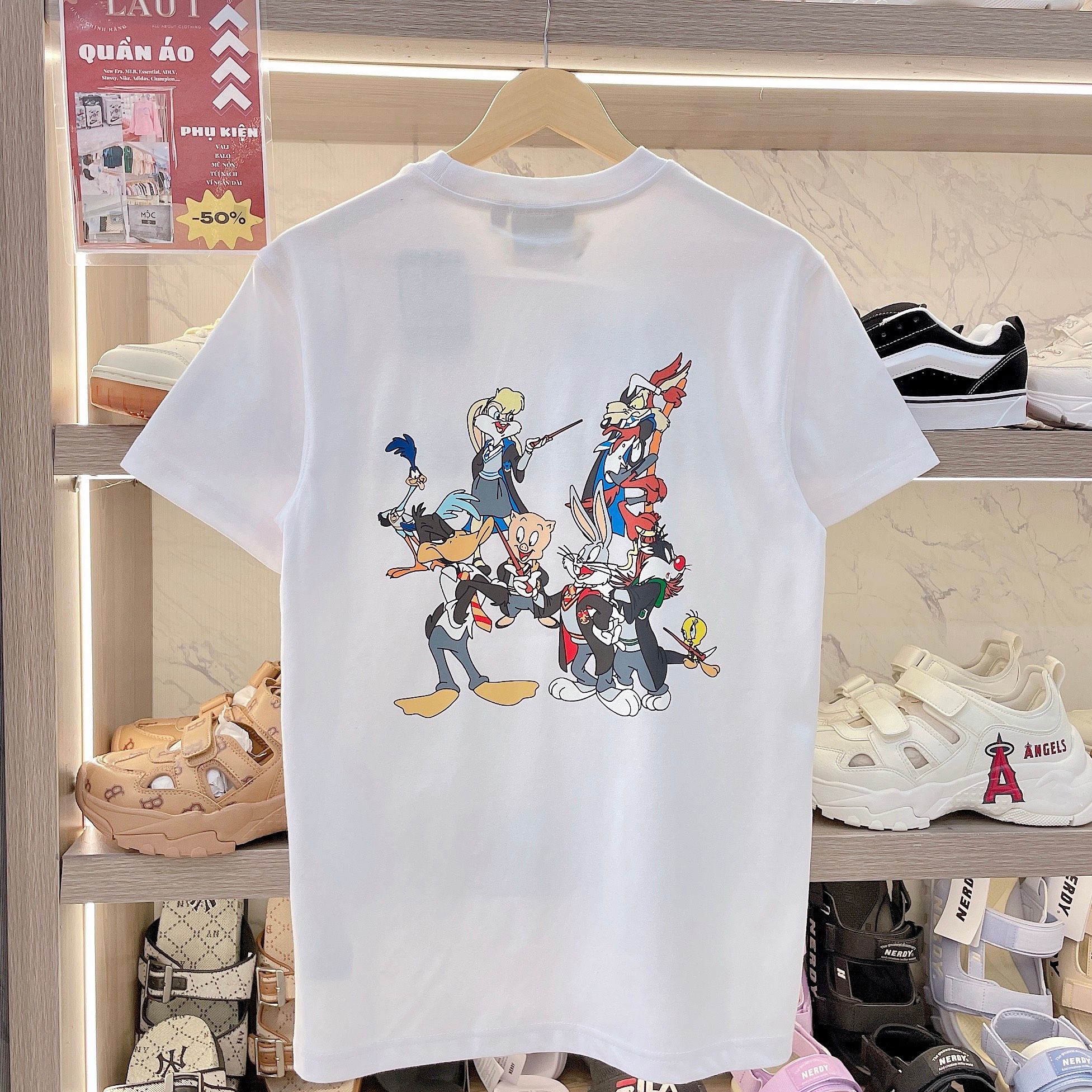 2092 - HÀNG CHÍNH HÃNG - ÁO THUN NEW ERA - Looney Tunes X Harry Potter 'Trắng