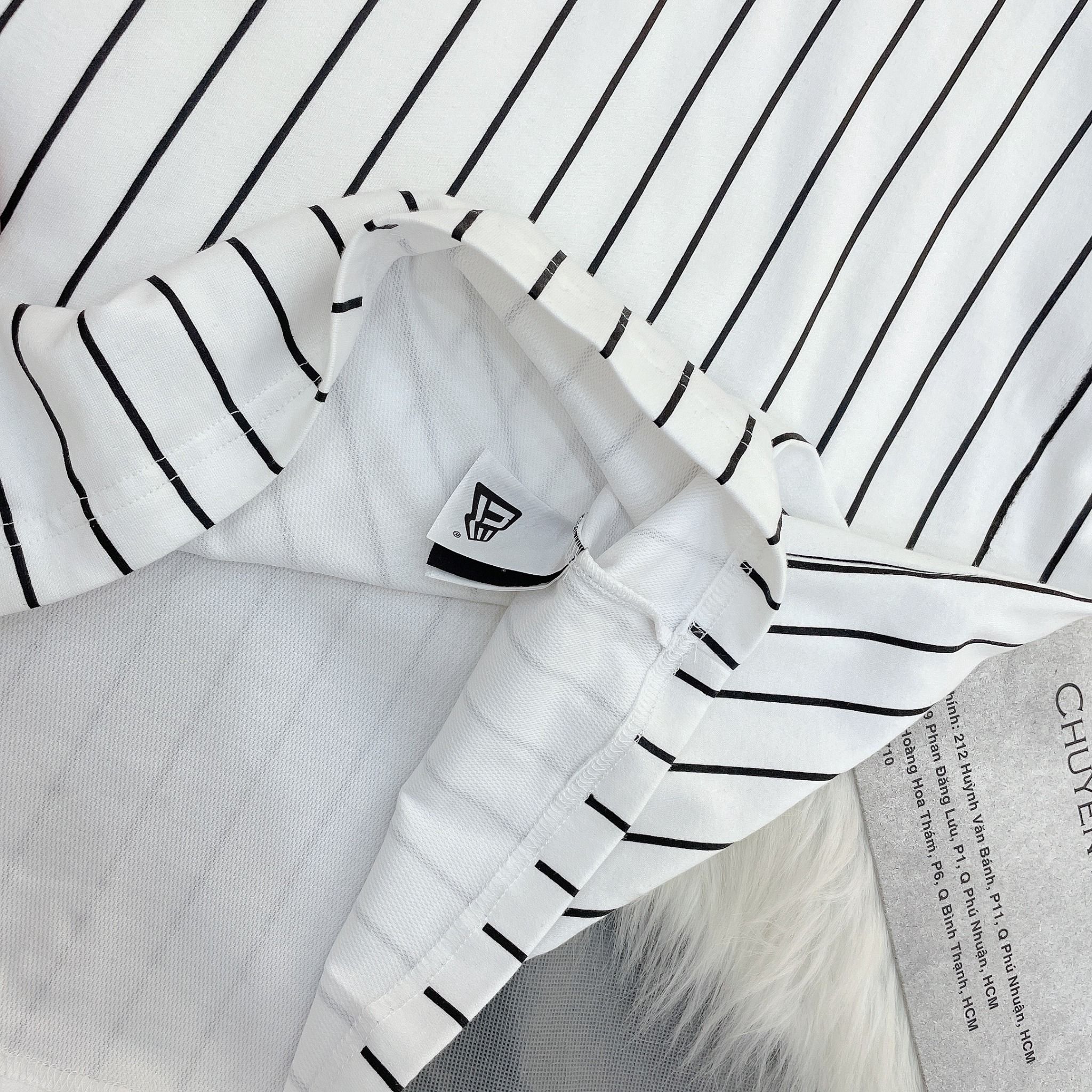 2102 - HÀNG CHÍNH HÃNG - ÁO NEW ERA - STRIPE LOGO NE - WHITE - CODE: 11860029