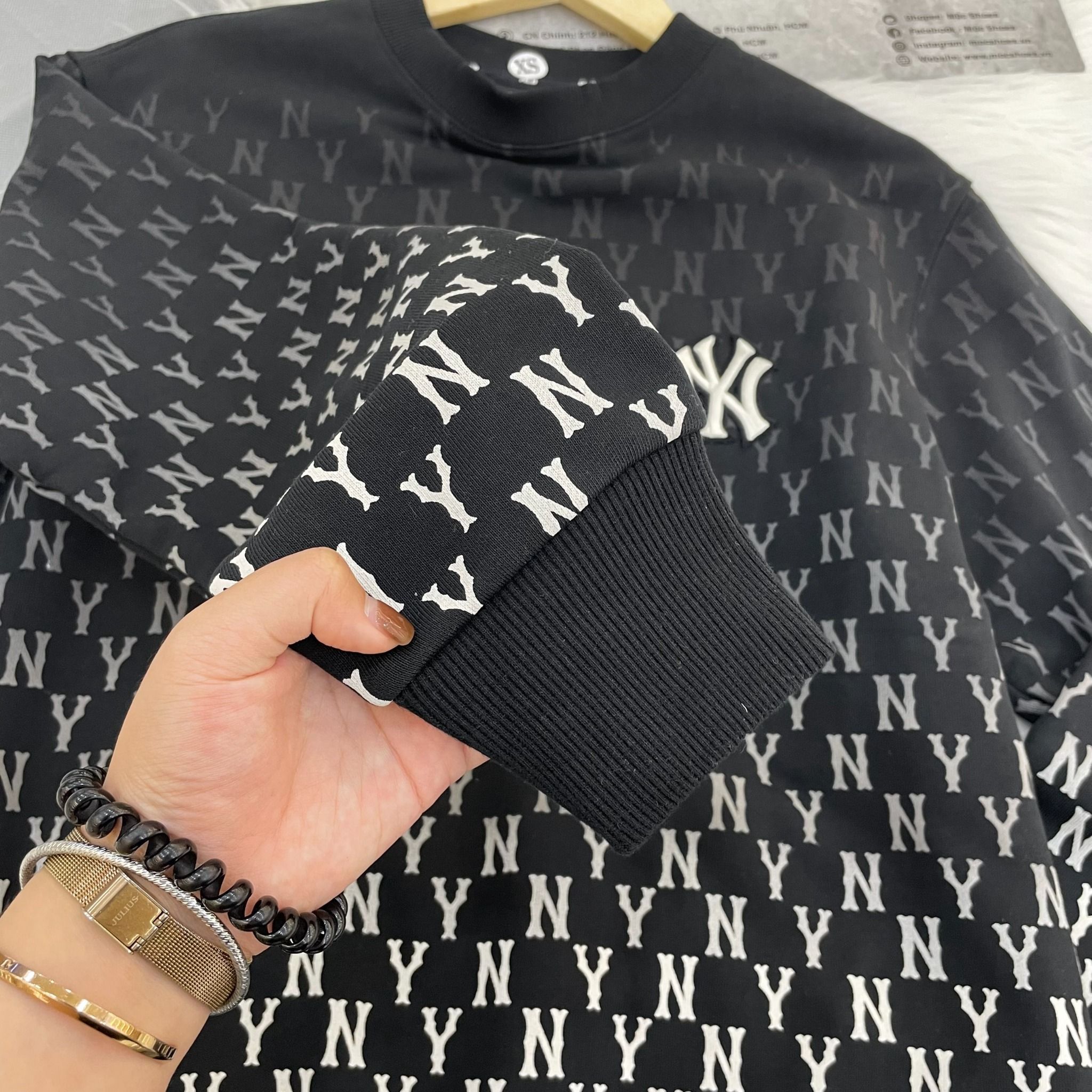 2119 - HÀNG CHÍNH HÃNG - ÁO SWEATER MLB MONOGRAM NEWYORK YANKEES BLACK - ĐEN