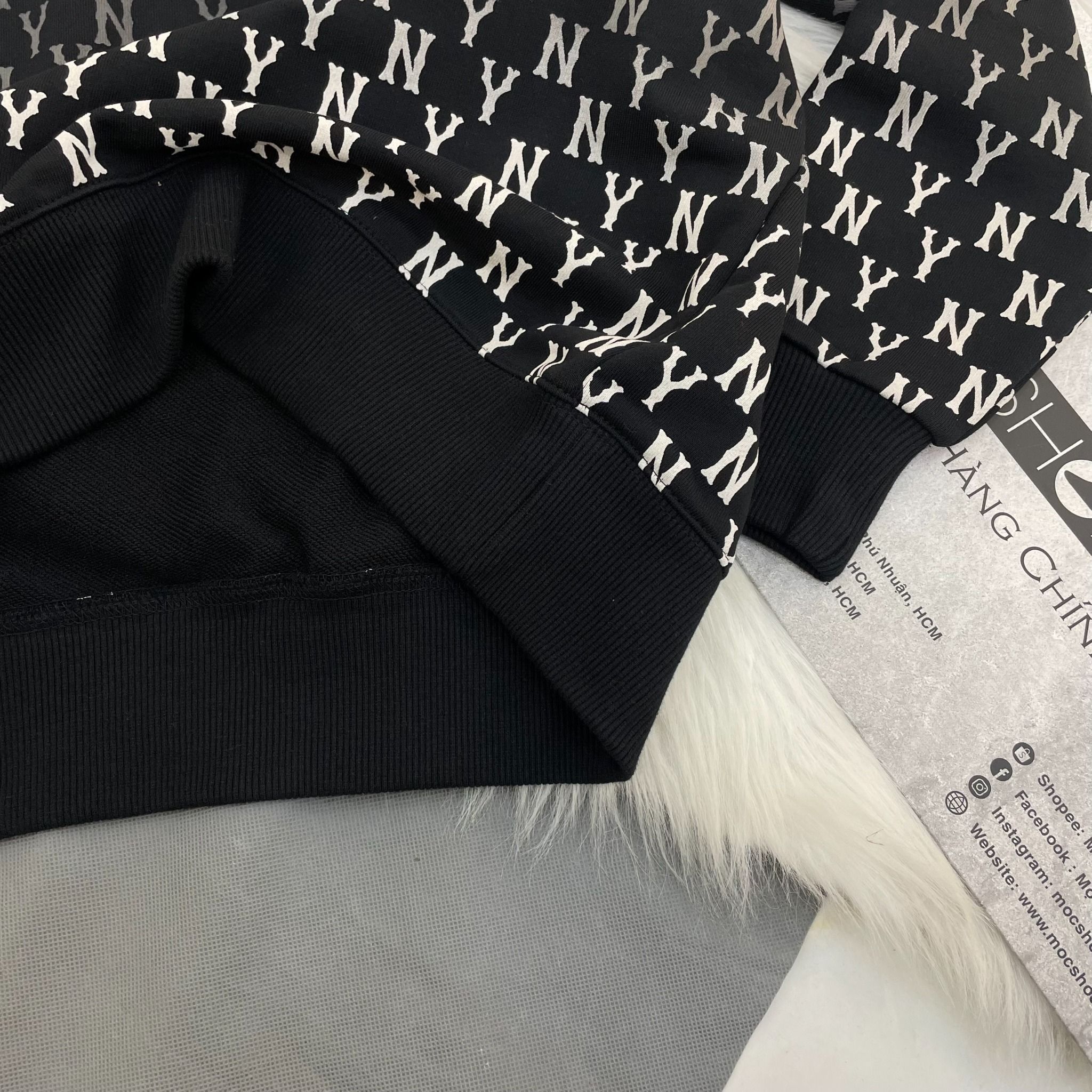 2119 - HÀNG CHÍNH HÃNG - ÁO SWEATER MLB MONOGRAM NEWYORK YANKEES BLACK - ĐEN