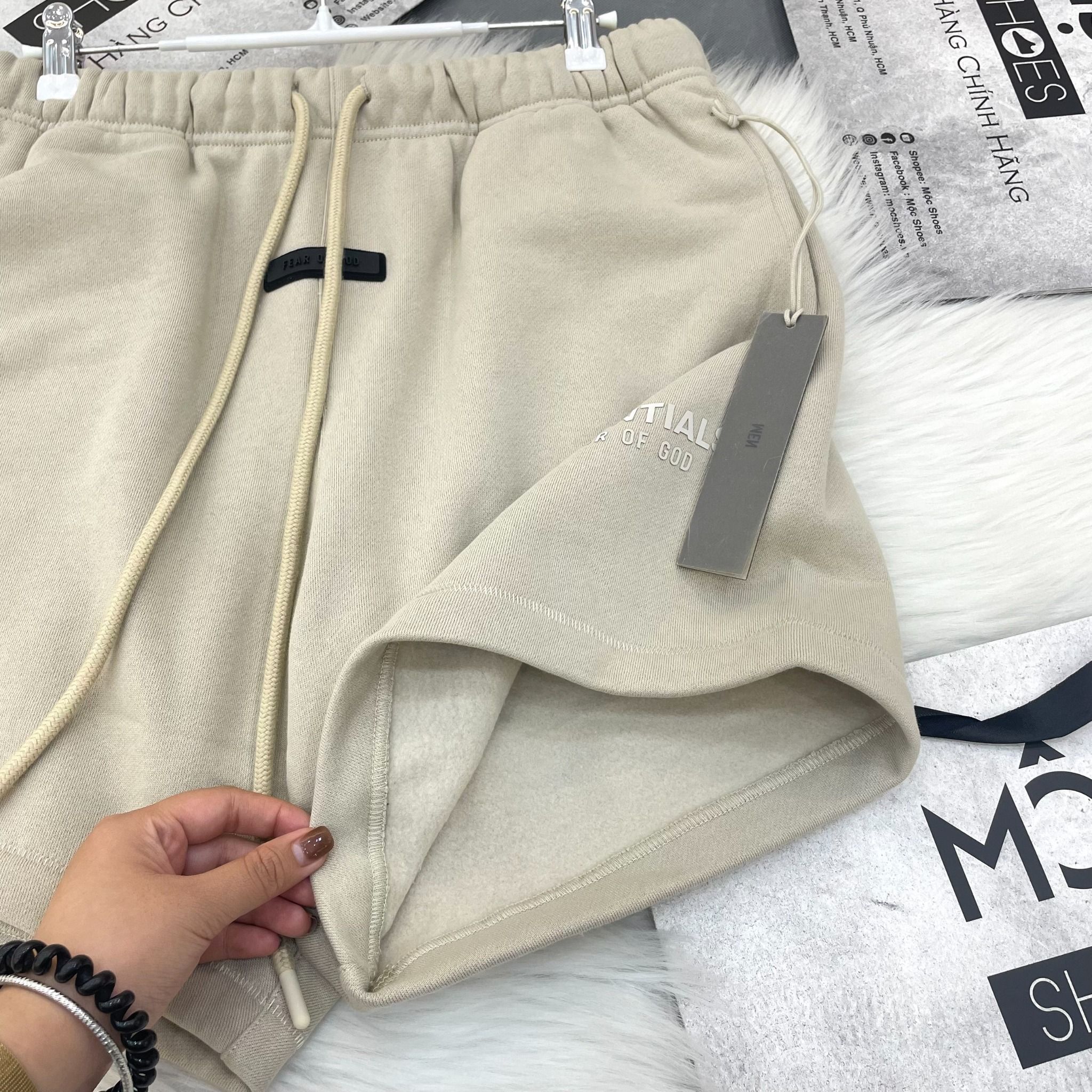 2065 - HÀNG CHÍNH HÃNG - QUẦN ĐÙI SHORT FEAR OF GOD ESSENTIAL SS23 - *SILVER CLOUD*
