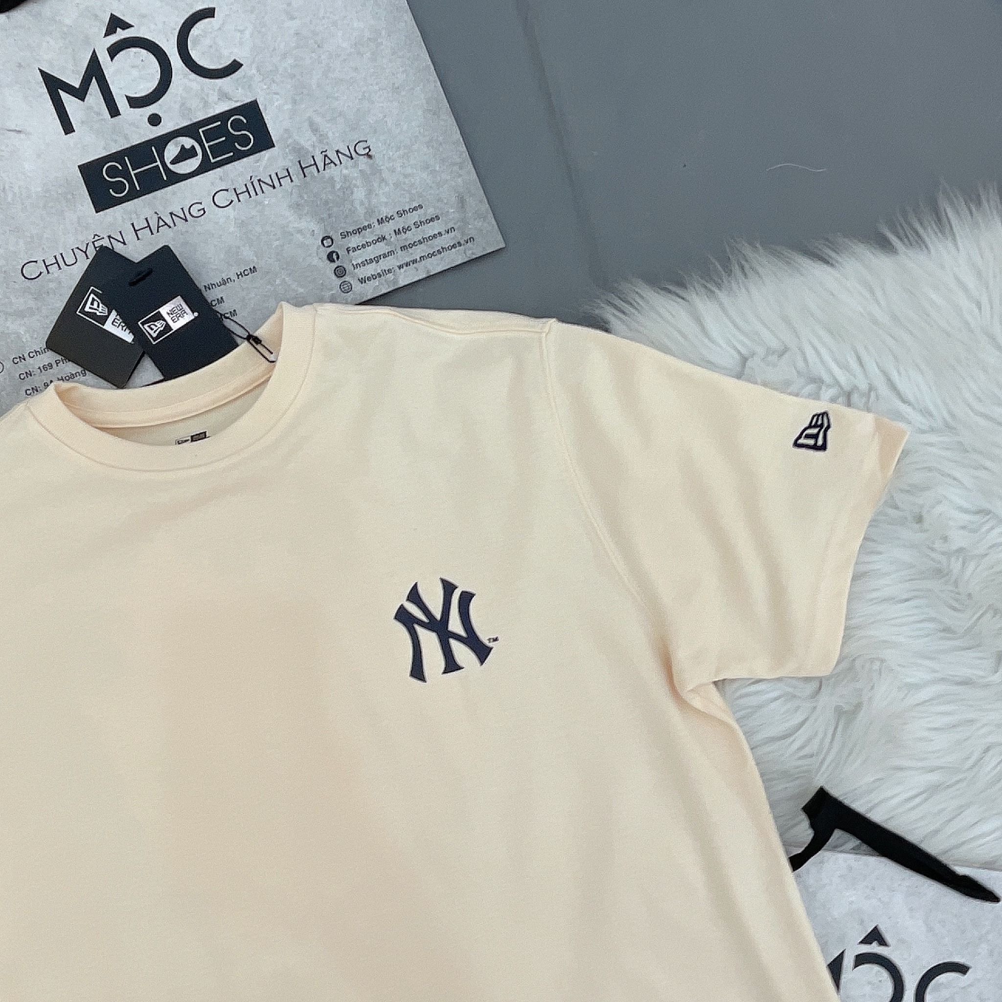 2090 - HÀNG CHÍNH HÃNG - ÁO THUN NEW ERA - NY VẨY SƠN - PAINTED T-SHIRT PEARLED IVORY SS24 - TRẮNG- CODE: 14179143
