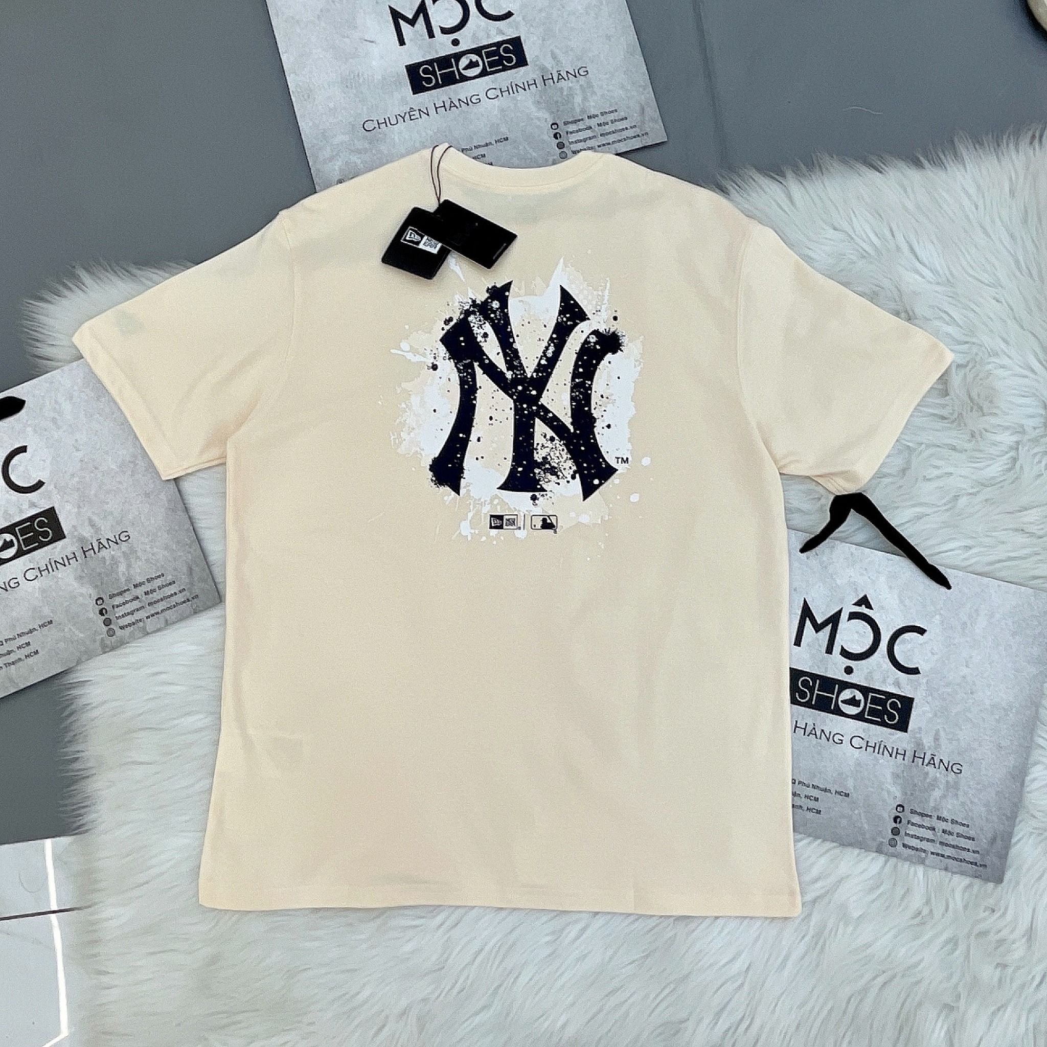 2090 - HÀNG CHÍNH HÃNG - ÁO THUN NEW ERA - NY VẨY SƠN - PAINTED T-SHIRT PEARLED IVORY SS24 - TRẮNG- CODE: 14179143