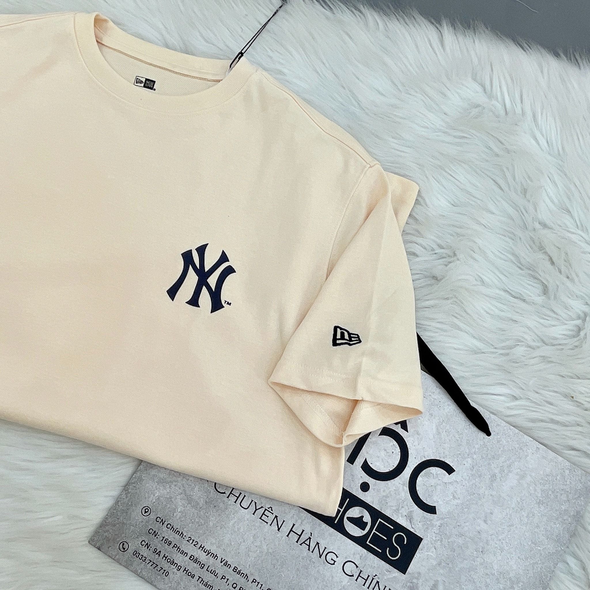 2090 - HÀNG CHÍNH HÃNG - ÁO THUN NEW ERA - NY VẨY SƠN - PAINTED T-SHIRT PEARLED IVORY SS24 - TRẮNG- CODE: 14179143
