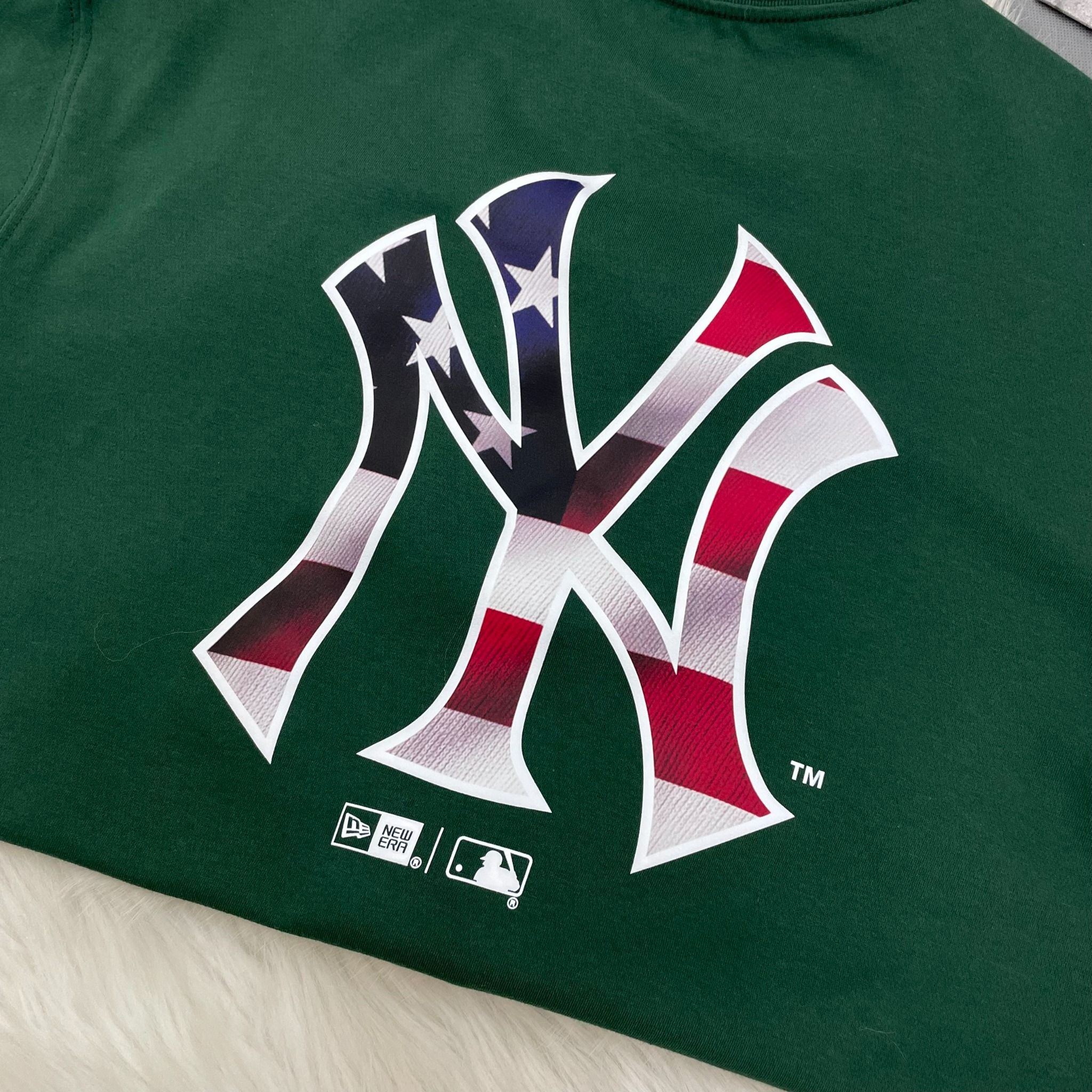 2099 - HÀNG CHÍNH HÃNG - ÁO THUN NEW ERA - NEW YORK YANKEES INDEPENDENCE DAY T-SHIRT DEEP TEAL - CỜ MỸ - GREEN - XANH SS24 - CODE: 14179162