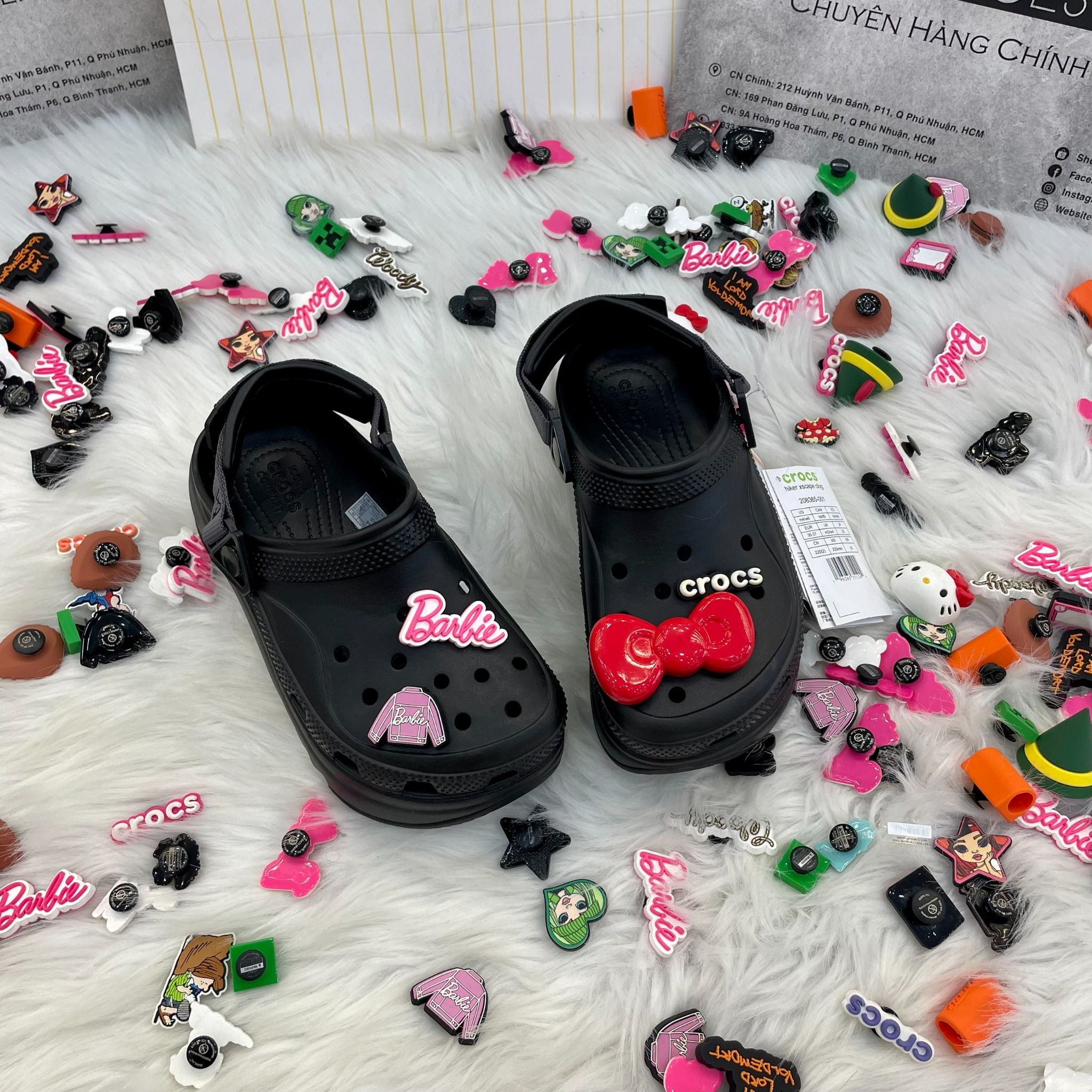 2105 - HÀNG CHÍNH HÃNG - GIÀY CLOG UNISEX CROCS HIKER 2.0 (ĐẾ GAI) CLASSIC - BLACK - CODE: 208365 - 001