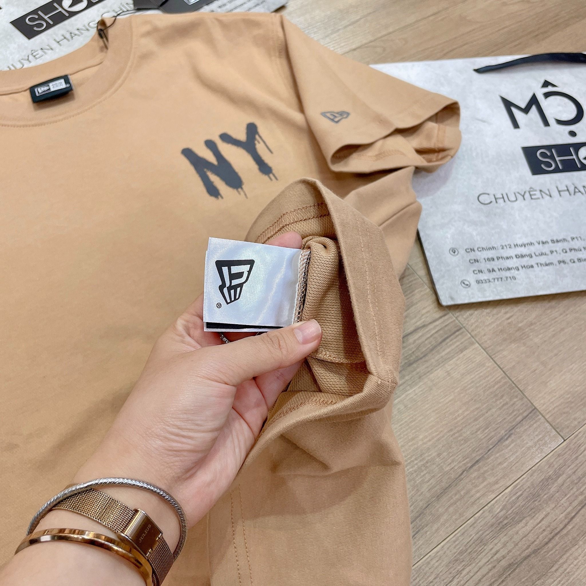 2125 - HÀNG CHÍNH HÃNG - Áo New Era - Ny Logo Chảy - Nâu