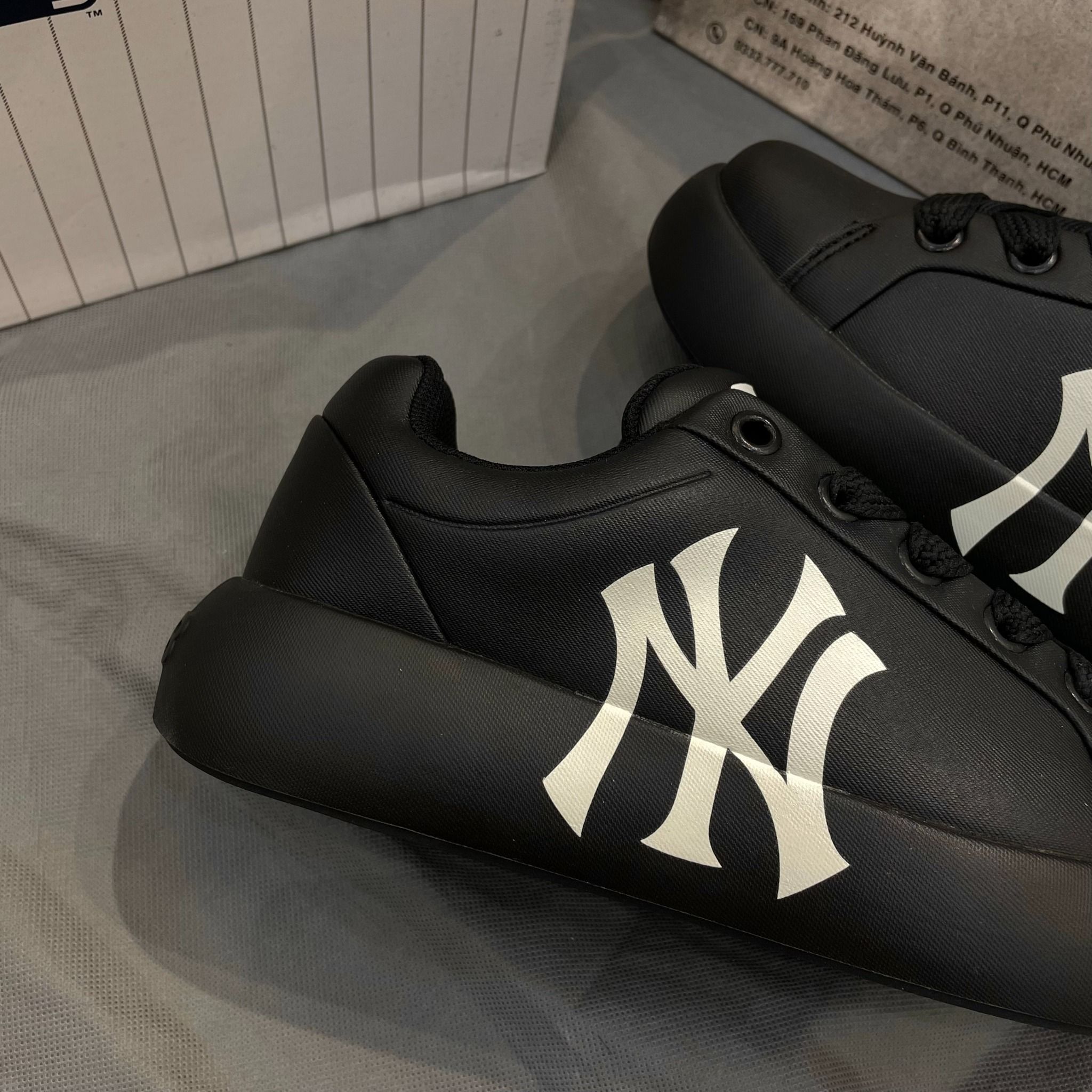 2137 - HÀNG CHÍNH HÃNG - GIÀY MLB CHUNKY CLASSIC BASE NEW YORK YANKEES - CODE: 3ASXCCB4N