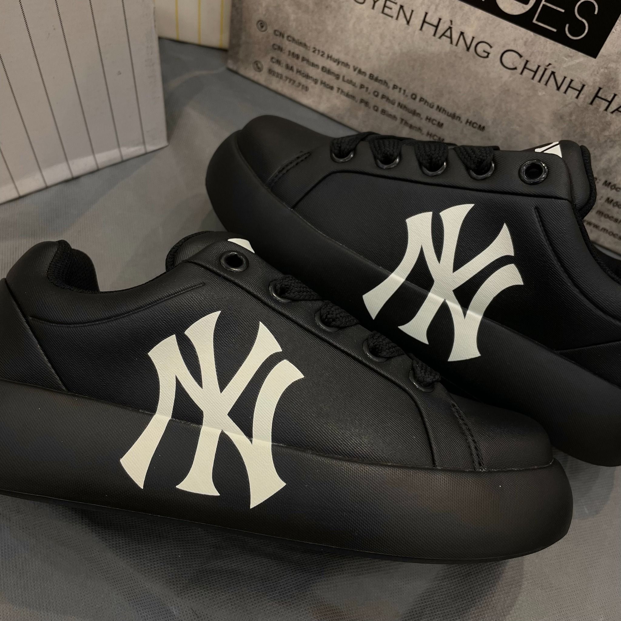  2137 - HÀNG CHÍNH HÃNG - GIÀY MLB CHUNKY CLASSIC BASE NEW YORK YANKEES - CODE: 3ASXCCB4N 