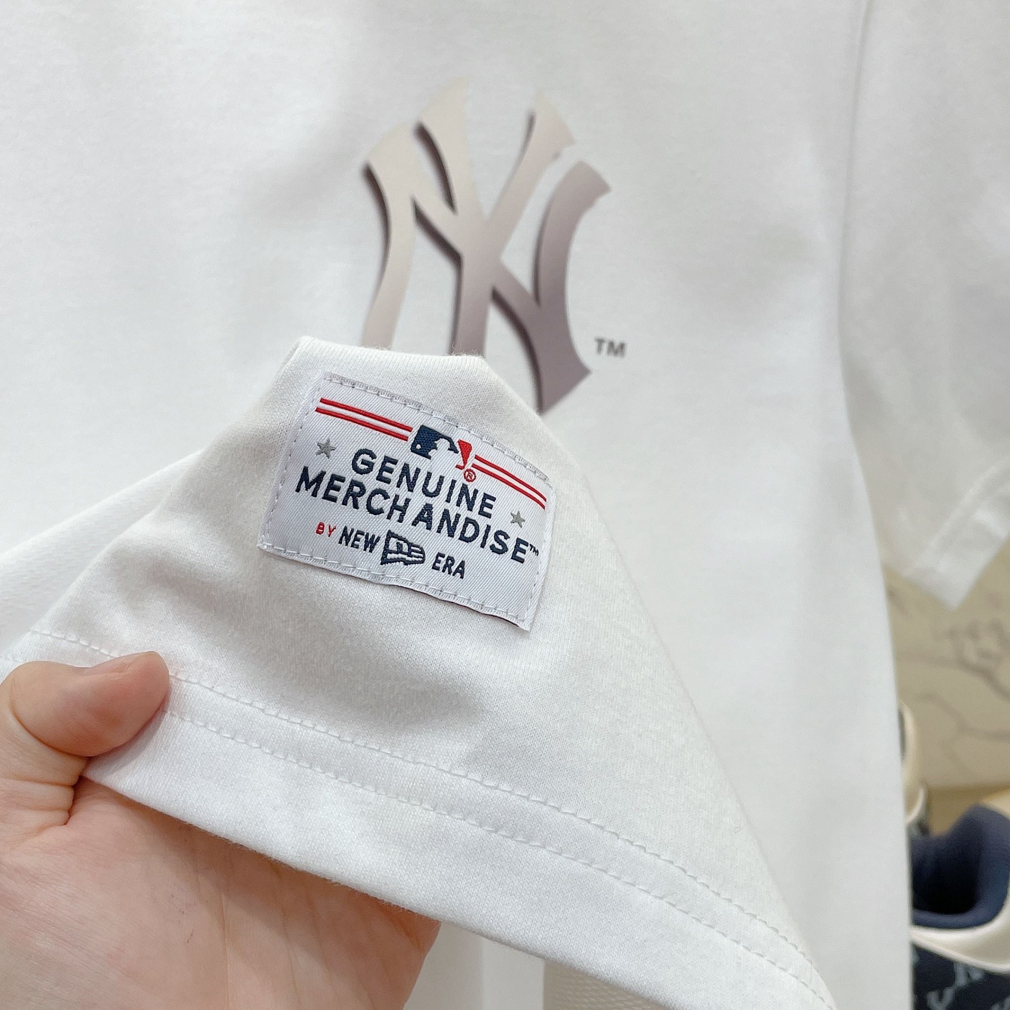 2161 - HÀNG CHÍNH HÃNG - ÁO THUN NEW ERA - NY Shadow - Trắng - CODE: 4KS470
