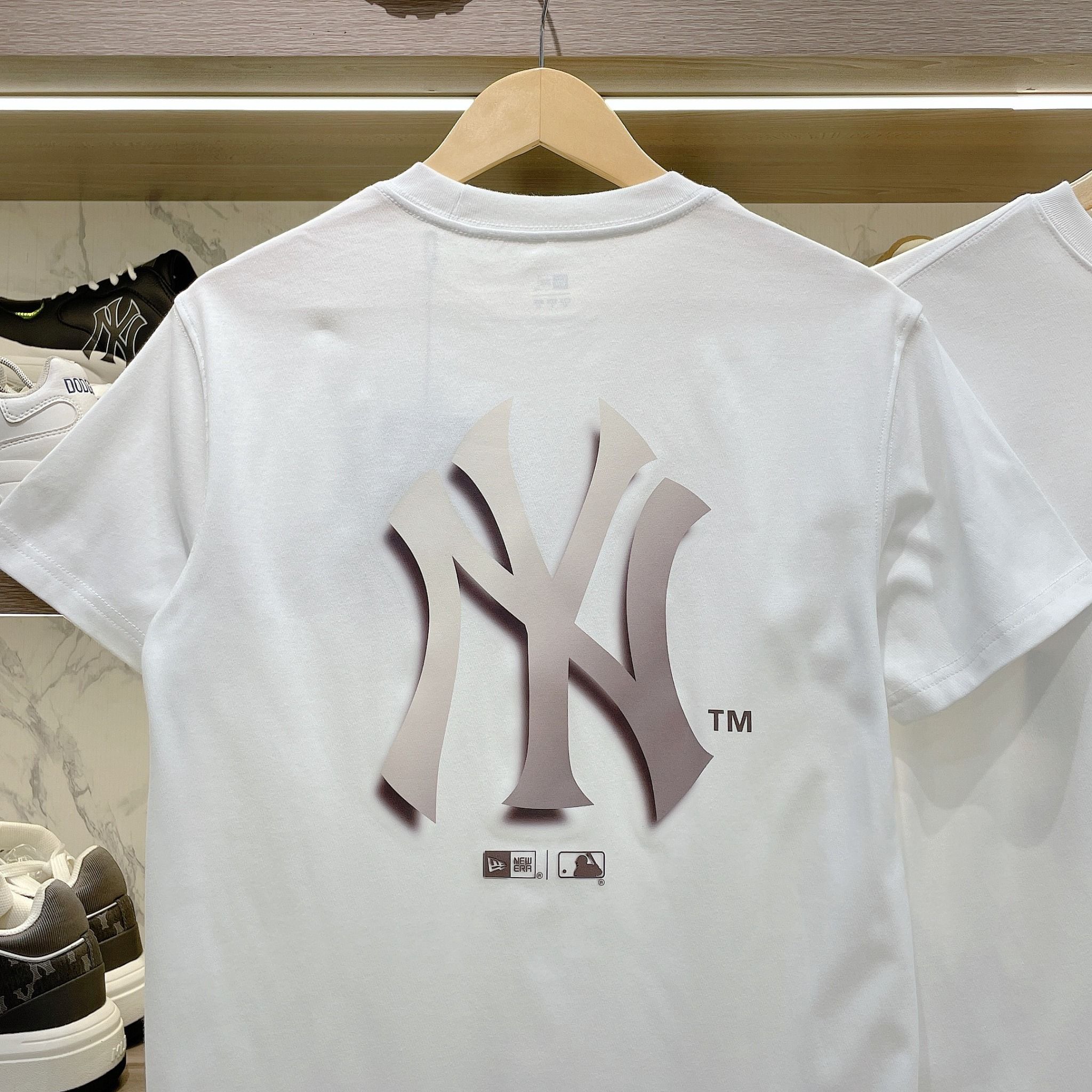 2161 - HÀNG CHÍNH HÃNG - ÁO THUN NEW ERA - NY Shadow - Trắng - CODE: 4KS470